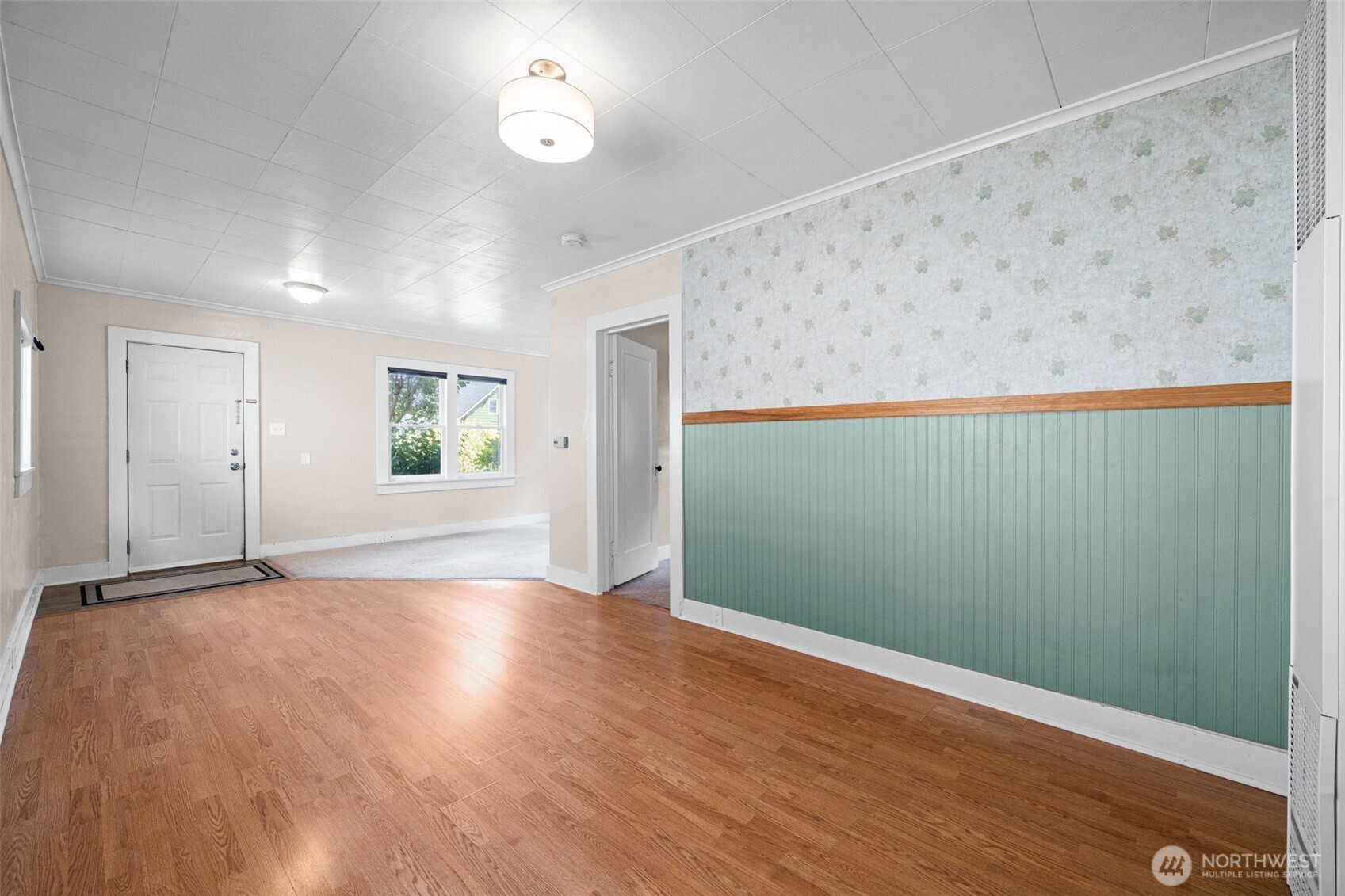 706 3rd Street SW