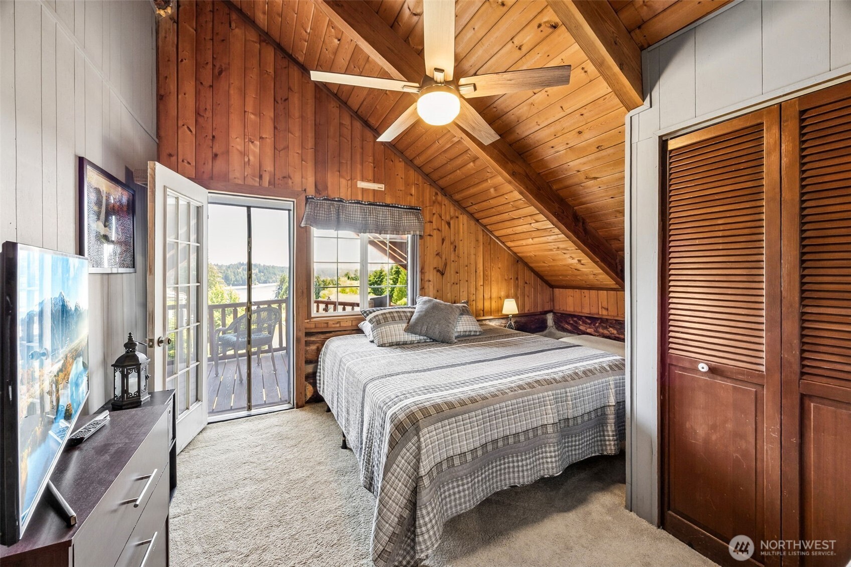 180 E Sea Vista Lane