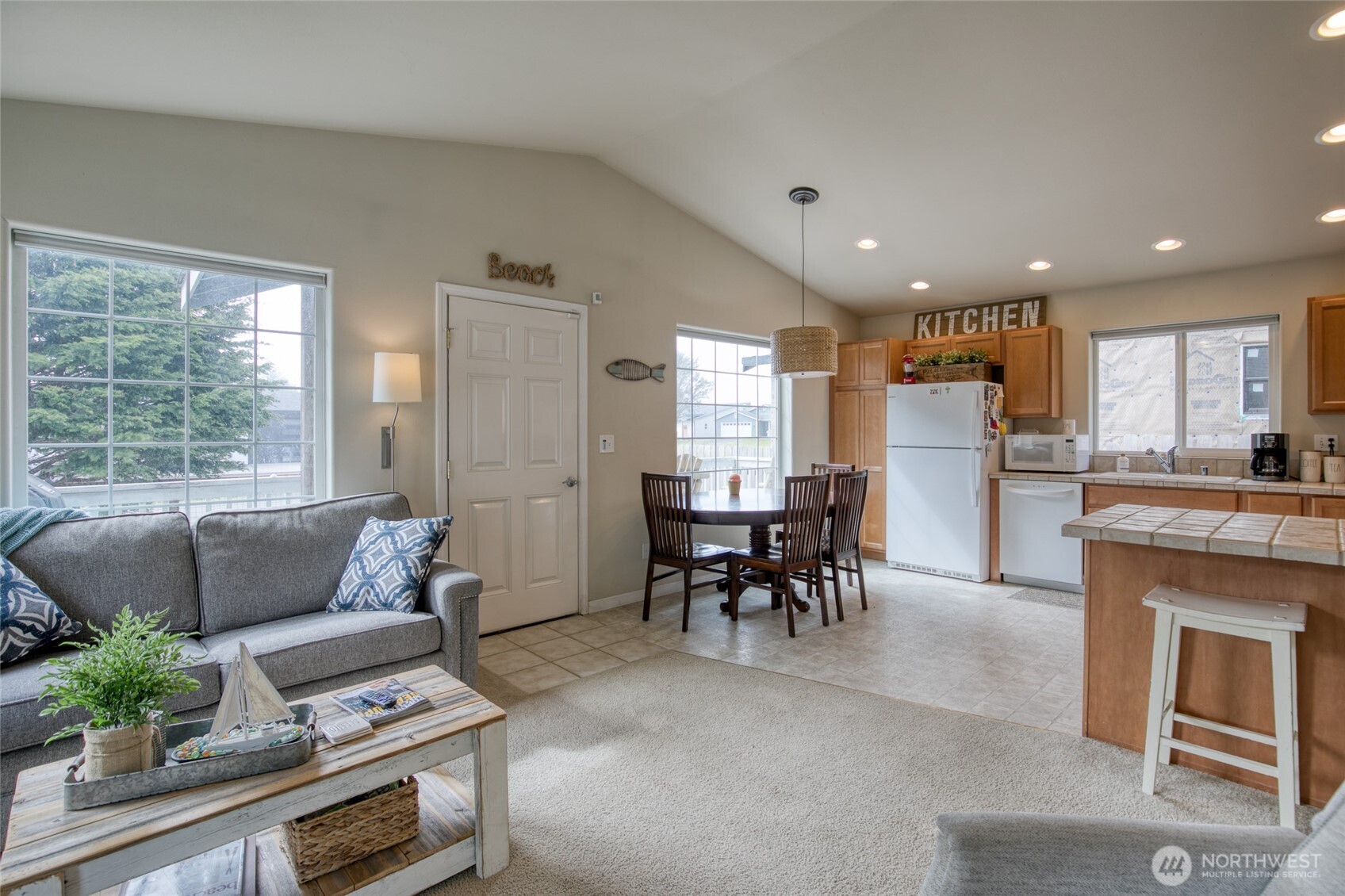 414 Salina Cruz Avenue SW