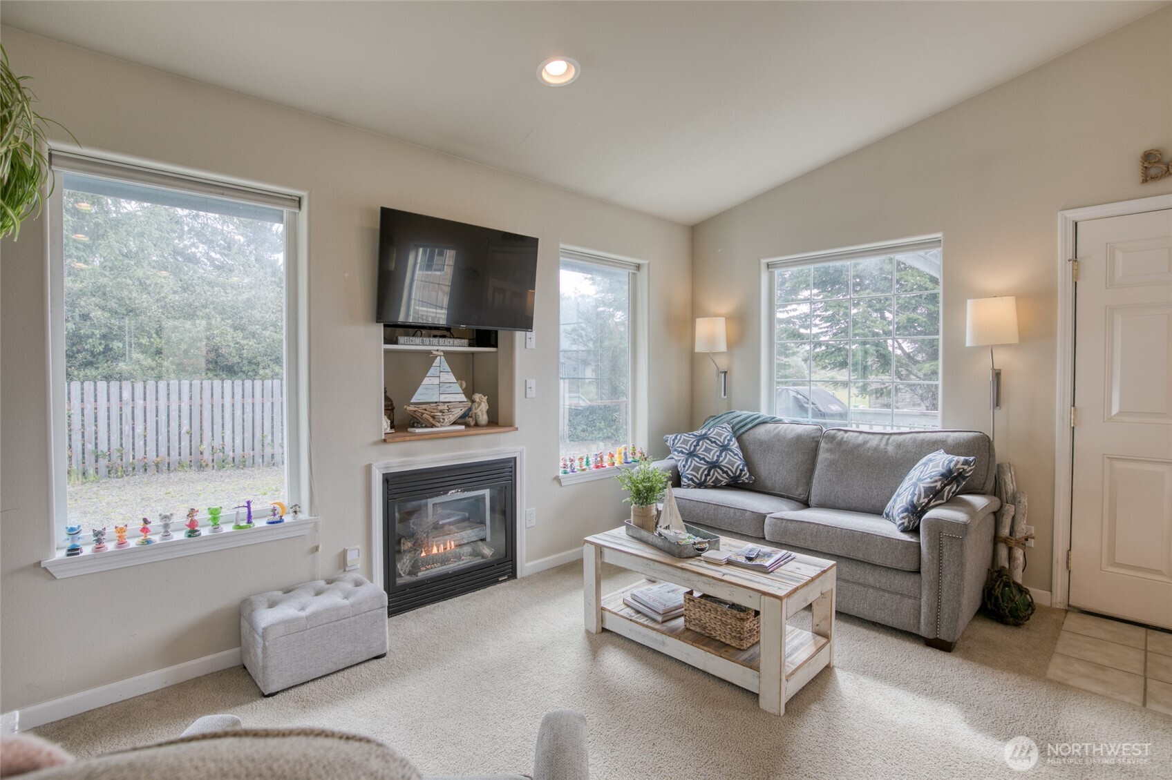 414 Salina Cruz Avenue SW
