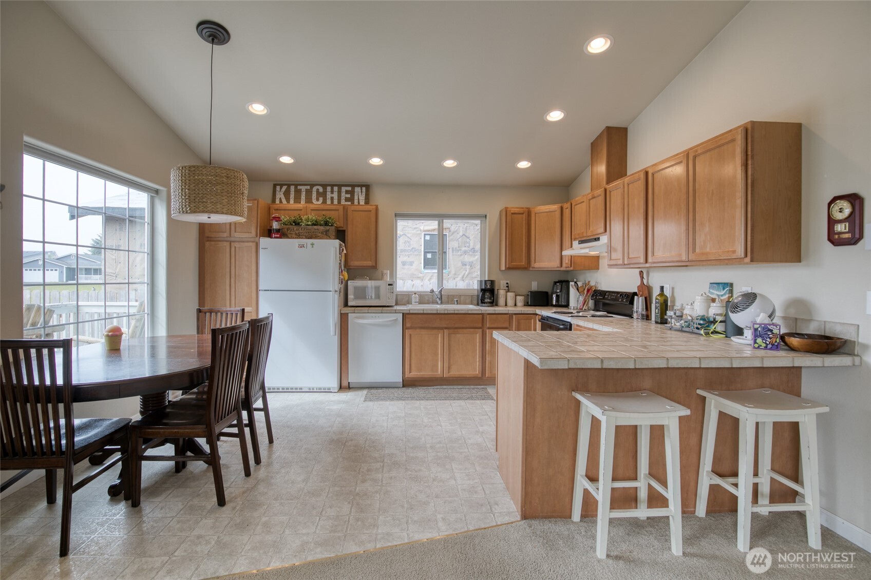 414 Salina Cruz Avenue SW