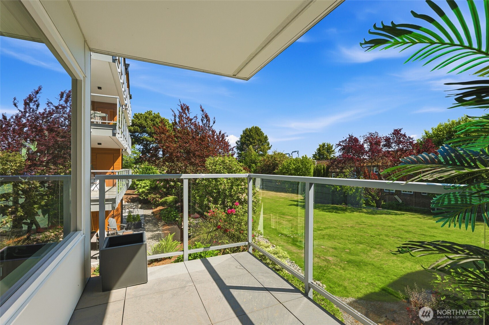 2500 Canterbury Lane E Unit: 204