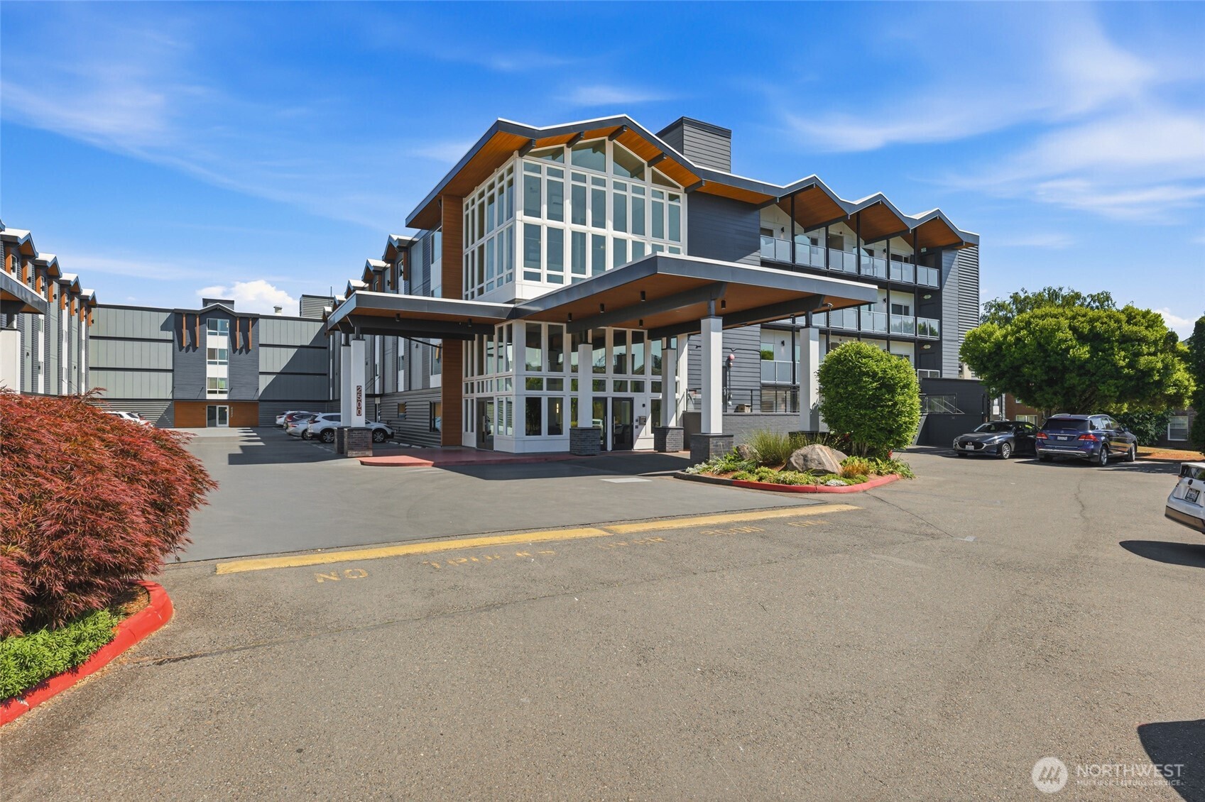 2500 Canterbury Lane E Unit: 204