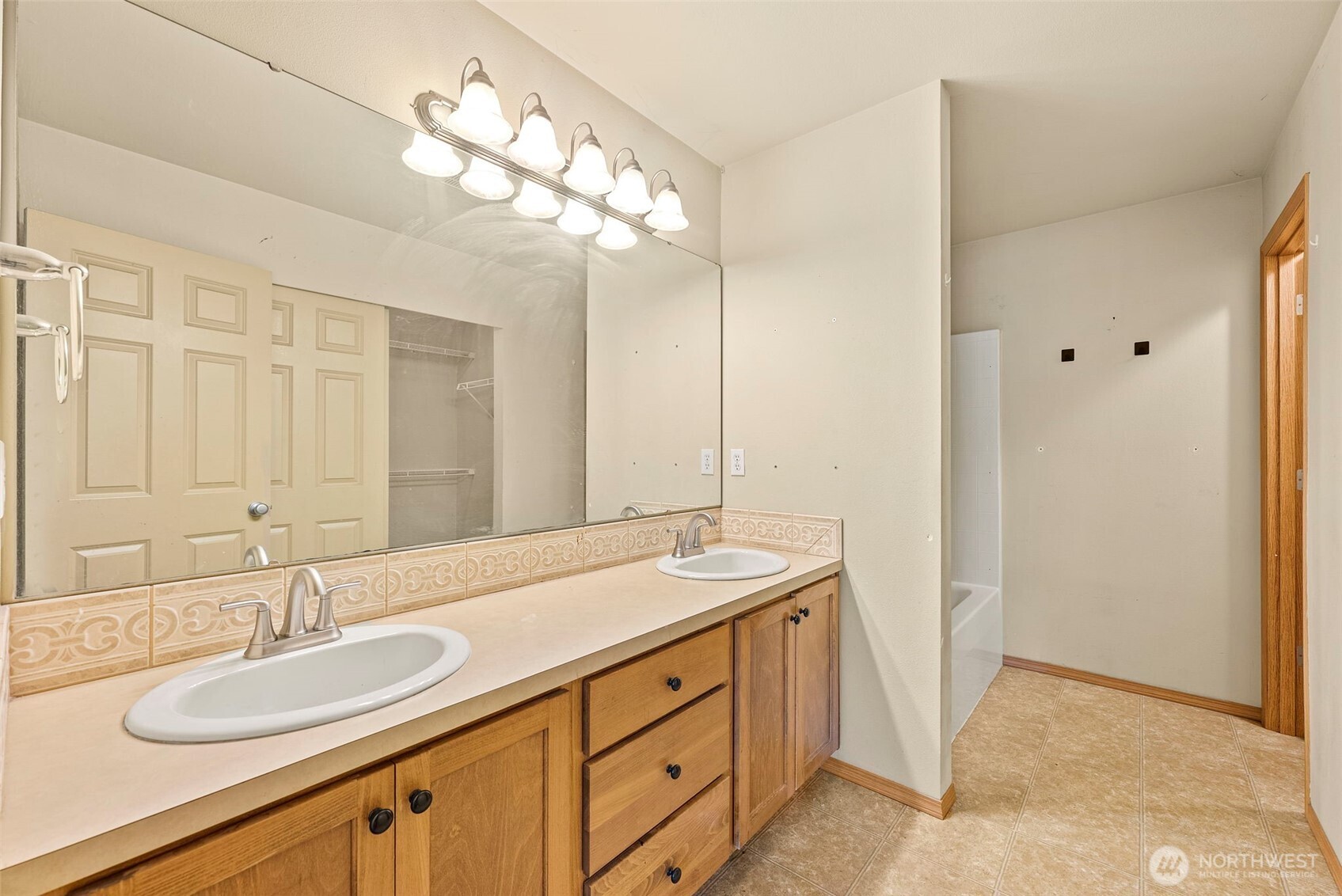 15880 104th Ave SE