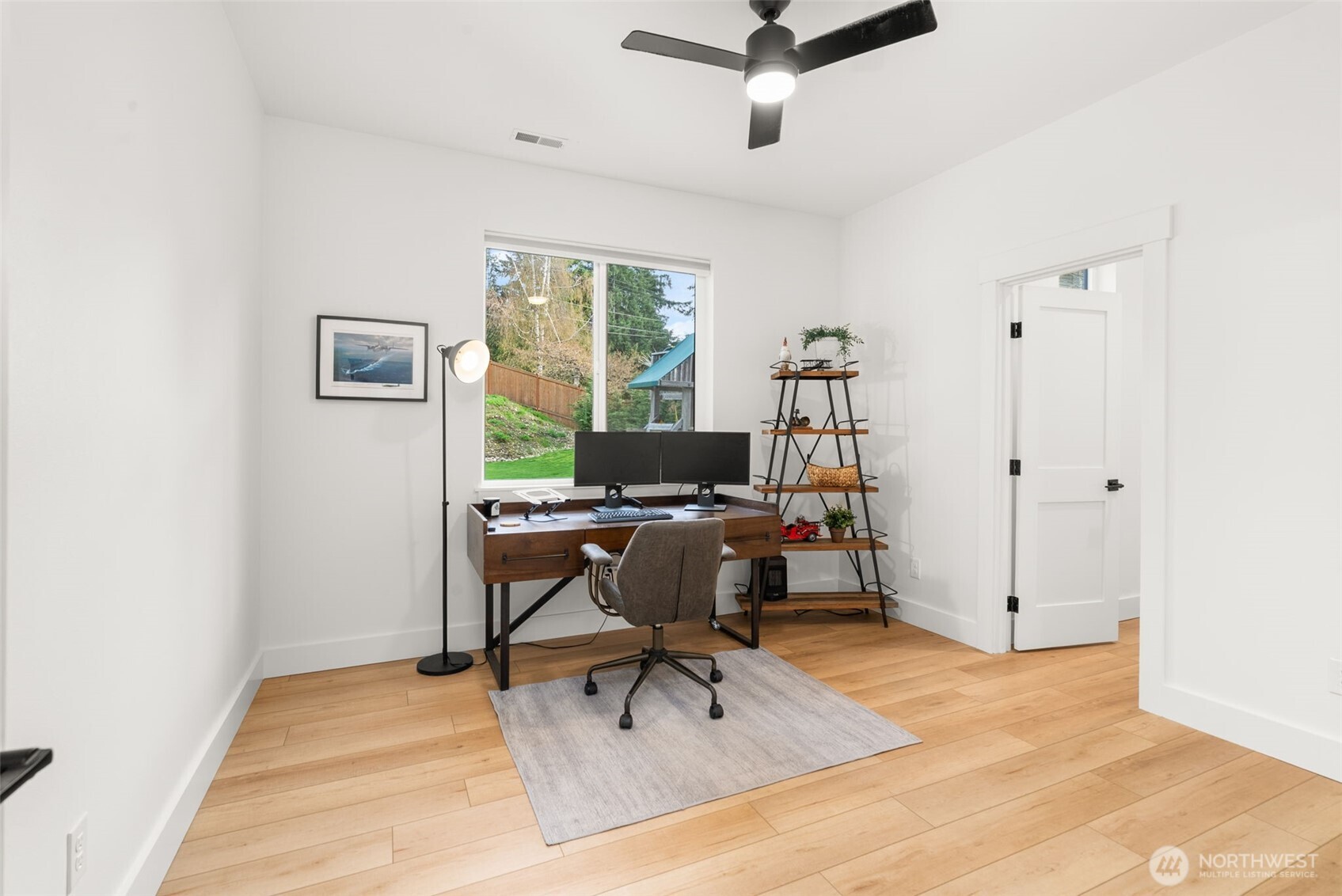 17905 28th Street E