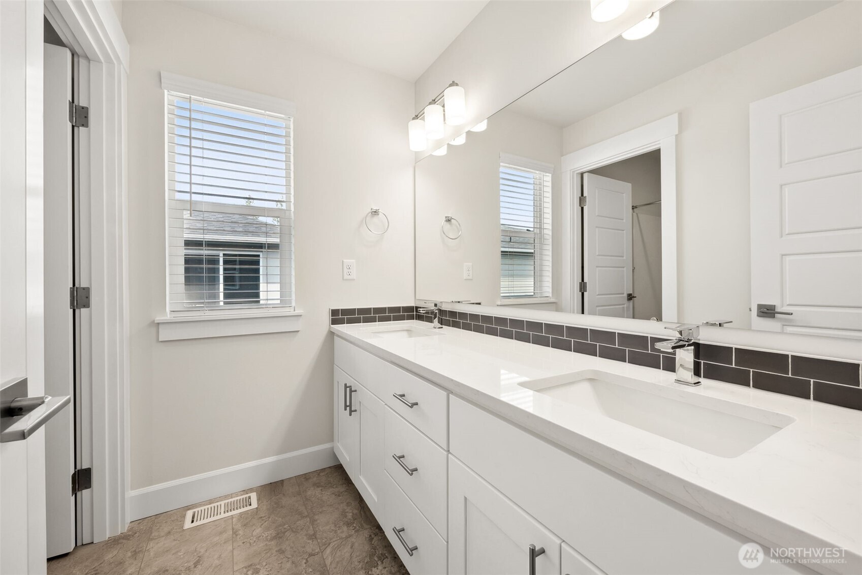 5901 229th Avenue E Unit: 257
