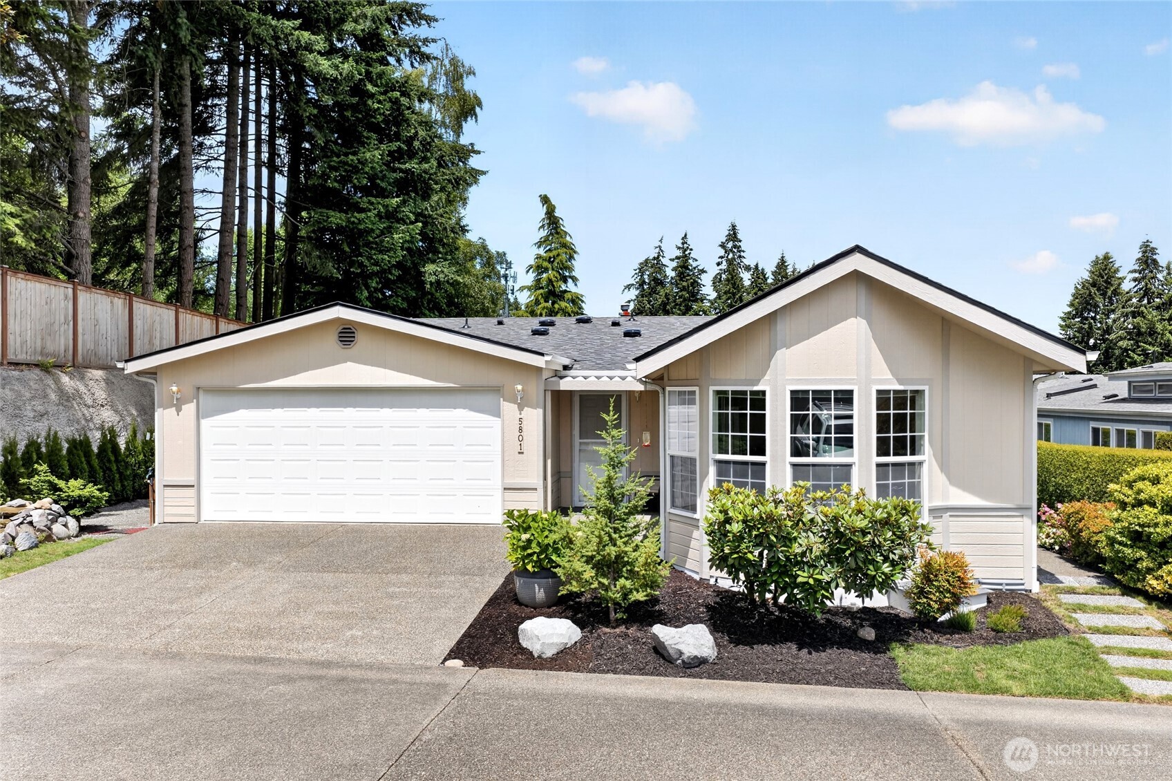 5801 89th Street Ct E Unit: 5