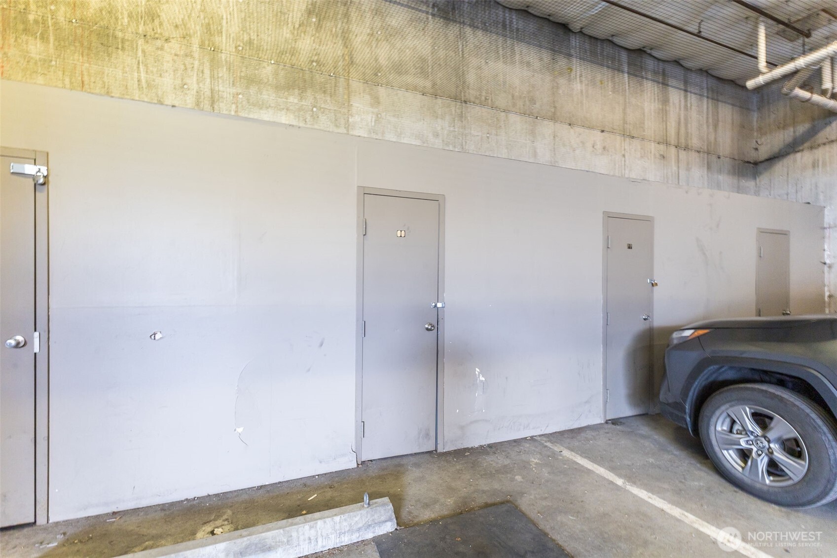 1504 Aurora Avenue N Unit: 110