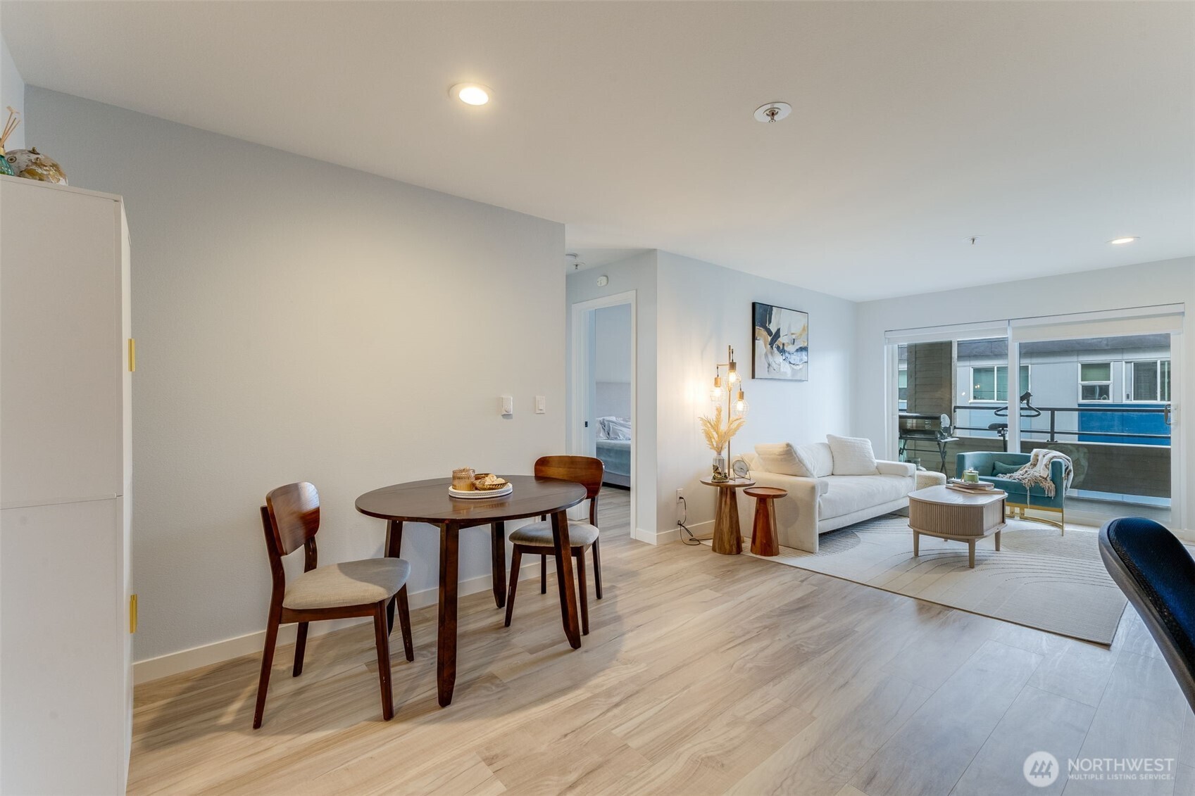 1504 Aurora Avenue N Unit: 110