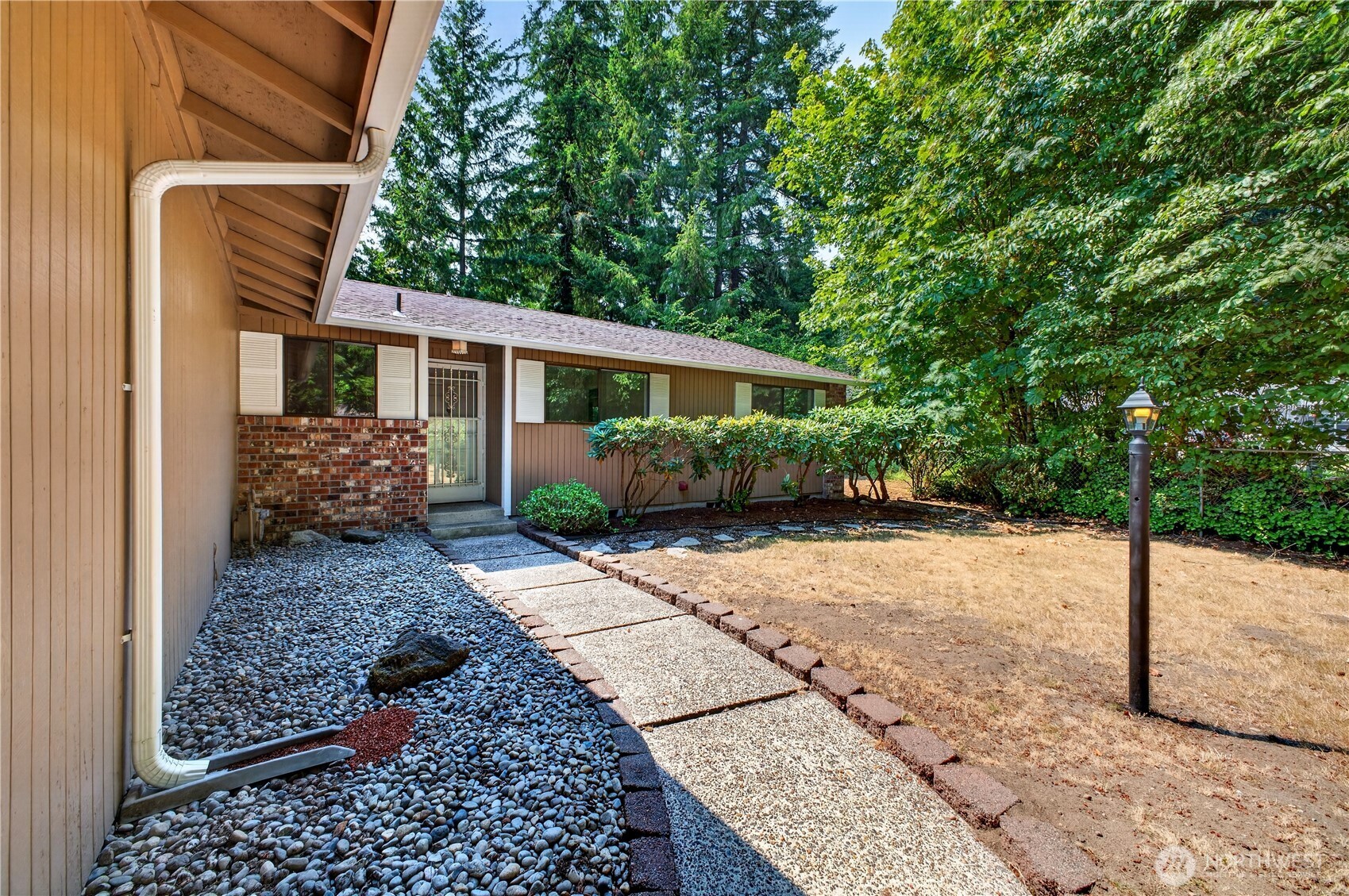 5237 Pattison Lake Lane SE