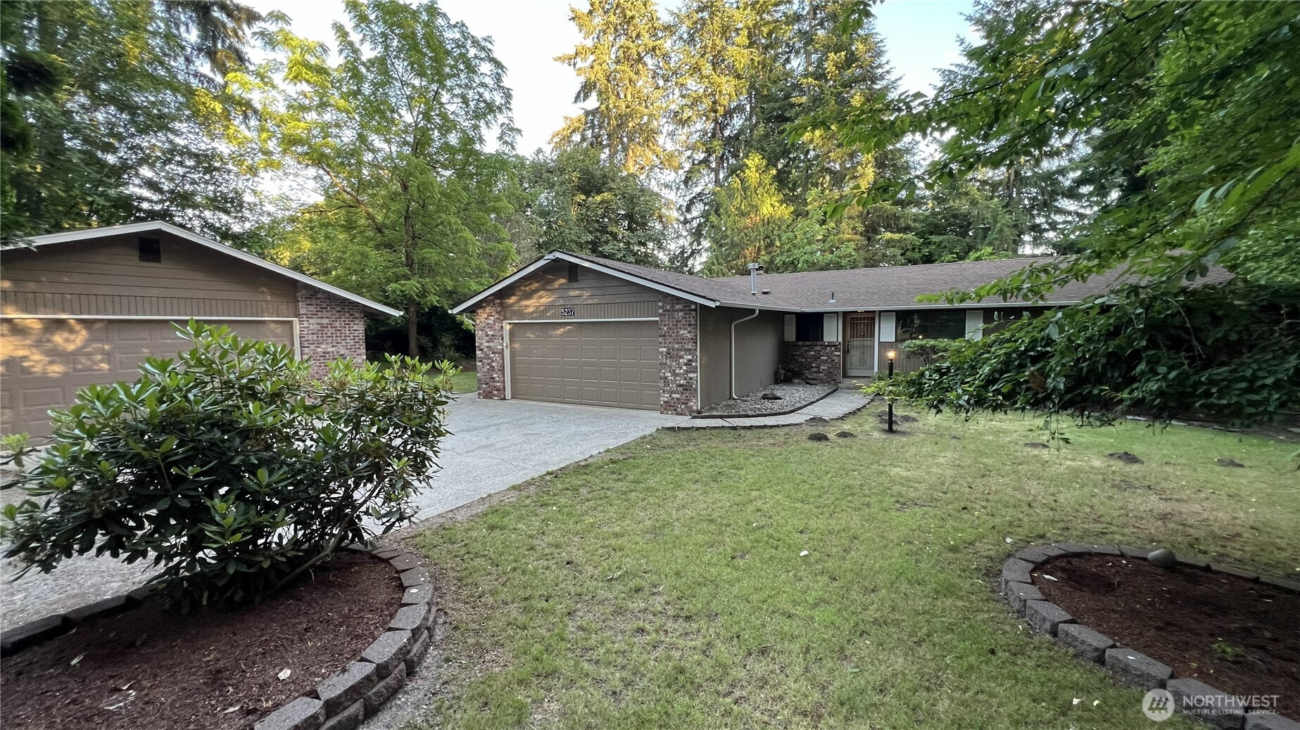 5237 Pattison Lake Lane SE