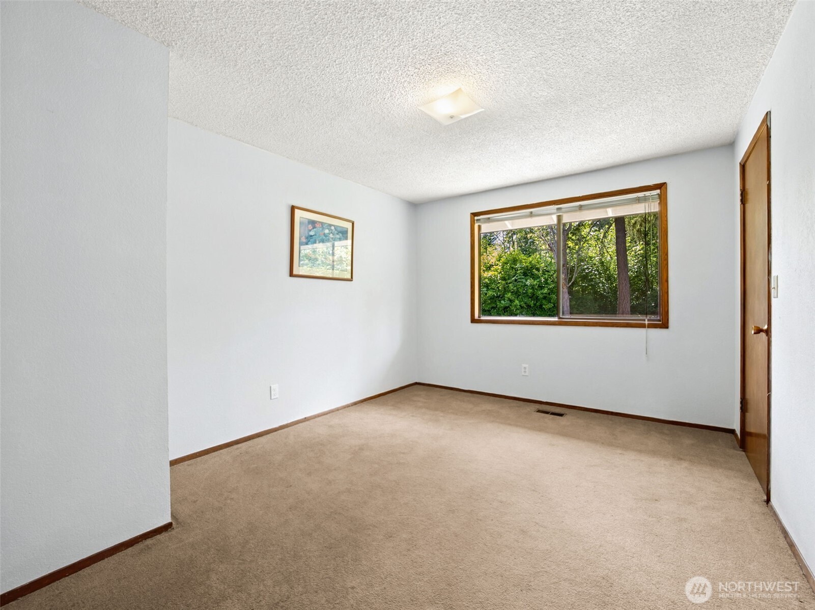10410 260th Street E