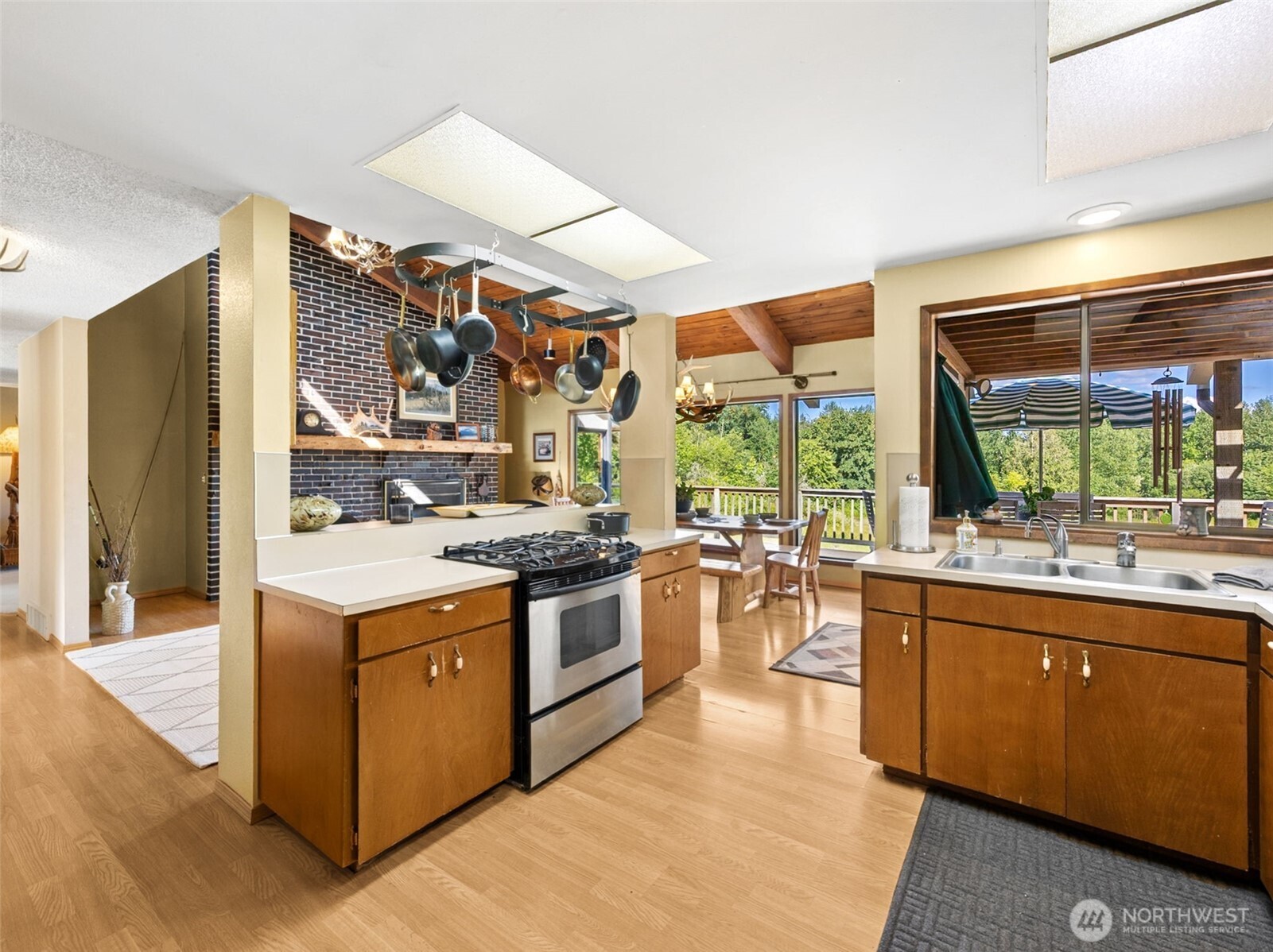10410 260th Street E