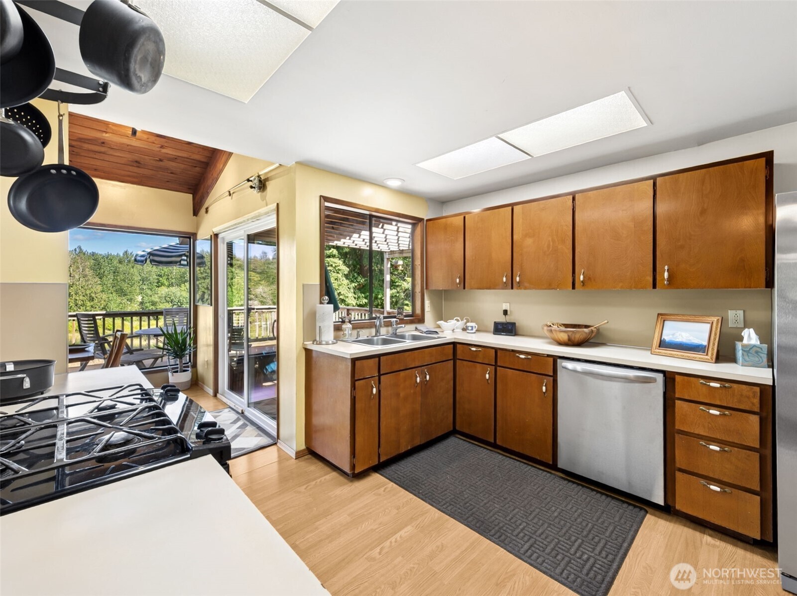 10410 260th Street E