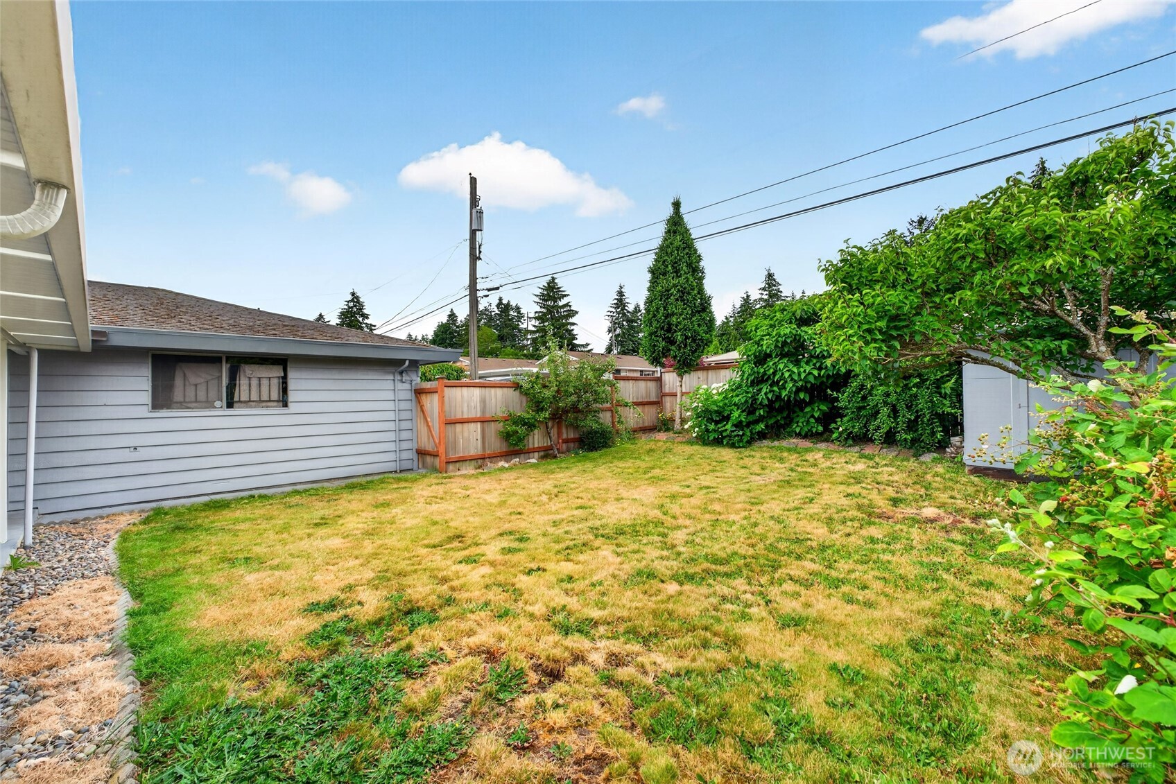 1420 N Woodlawn