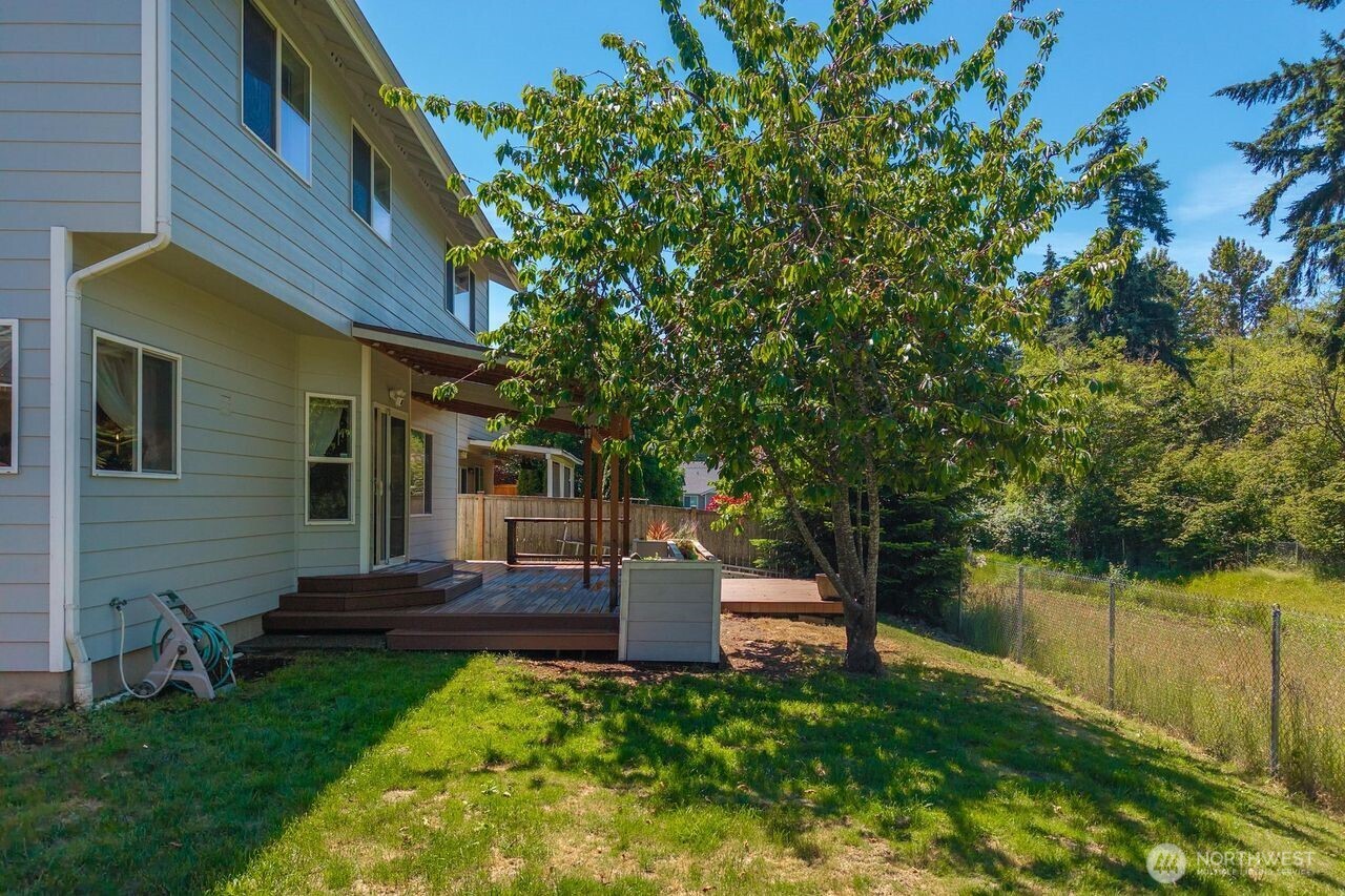 15802 123rd Avenue E