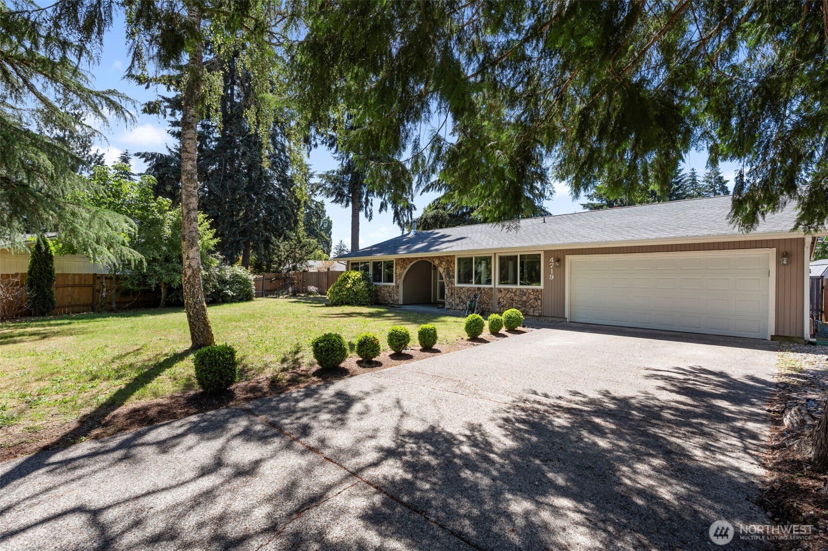 4719 Ridgemont Court SE