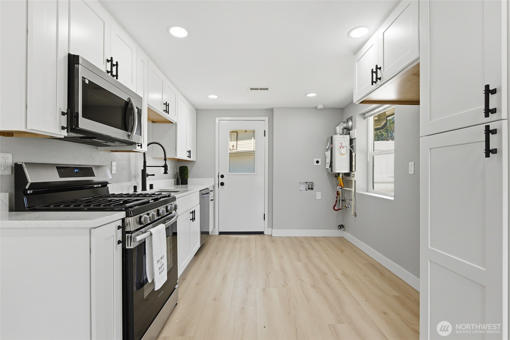 14402 Washington Avenue SW Unit: 3