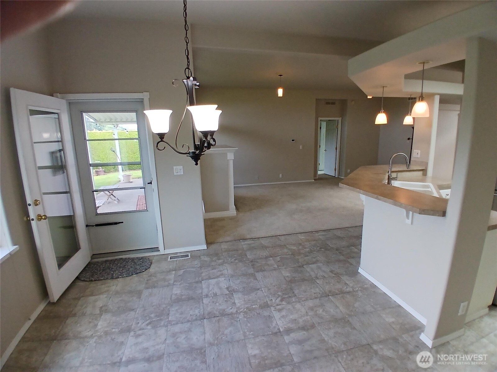 9024 60th Avenue E Unit: 104