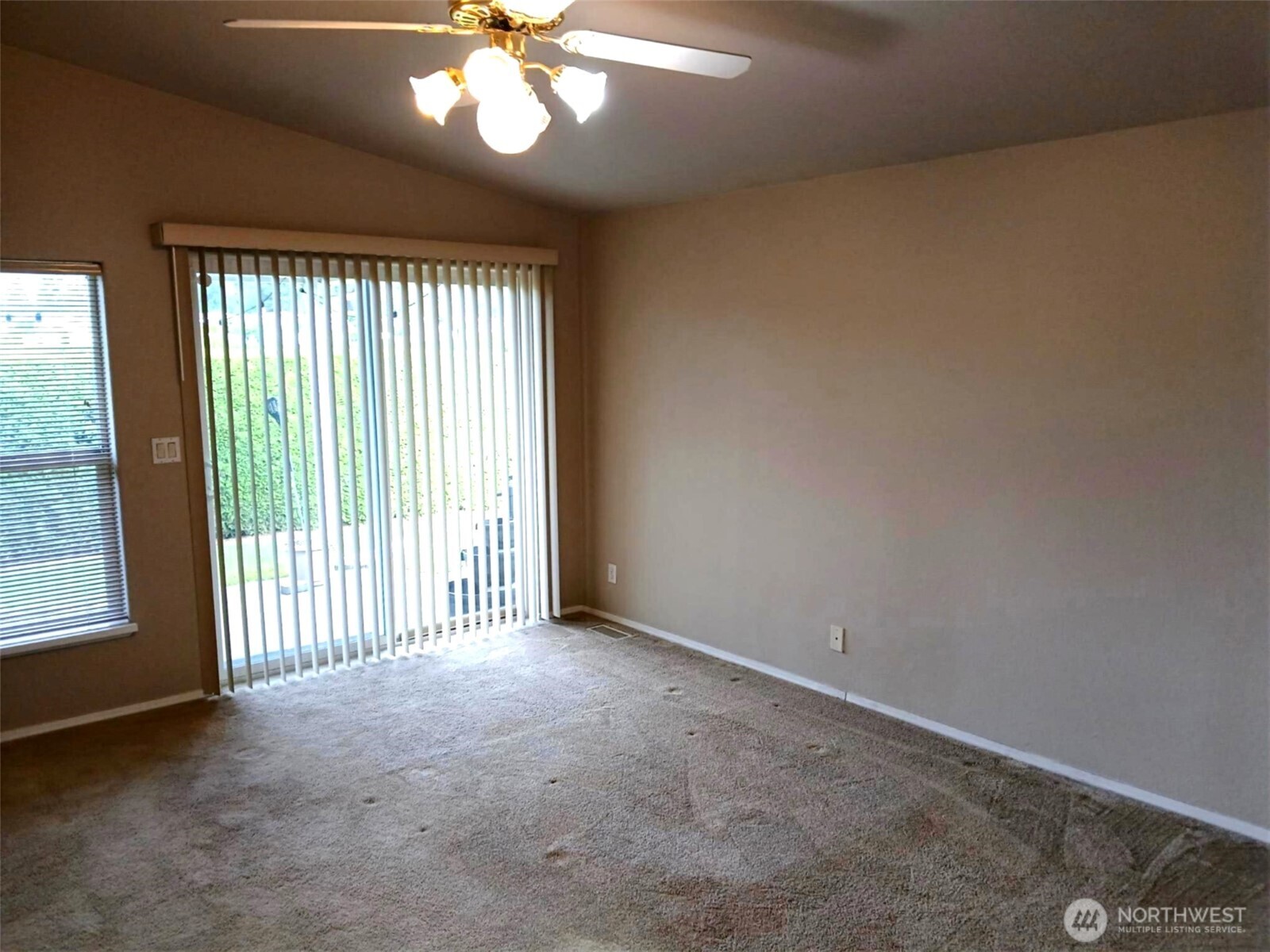 9024 60th Avenue E Unit: 104