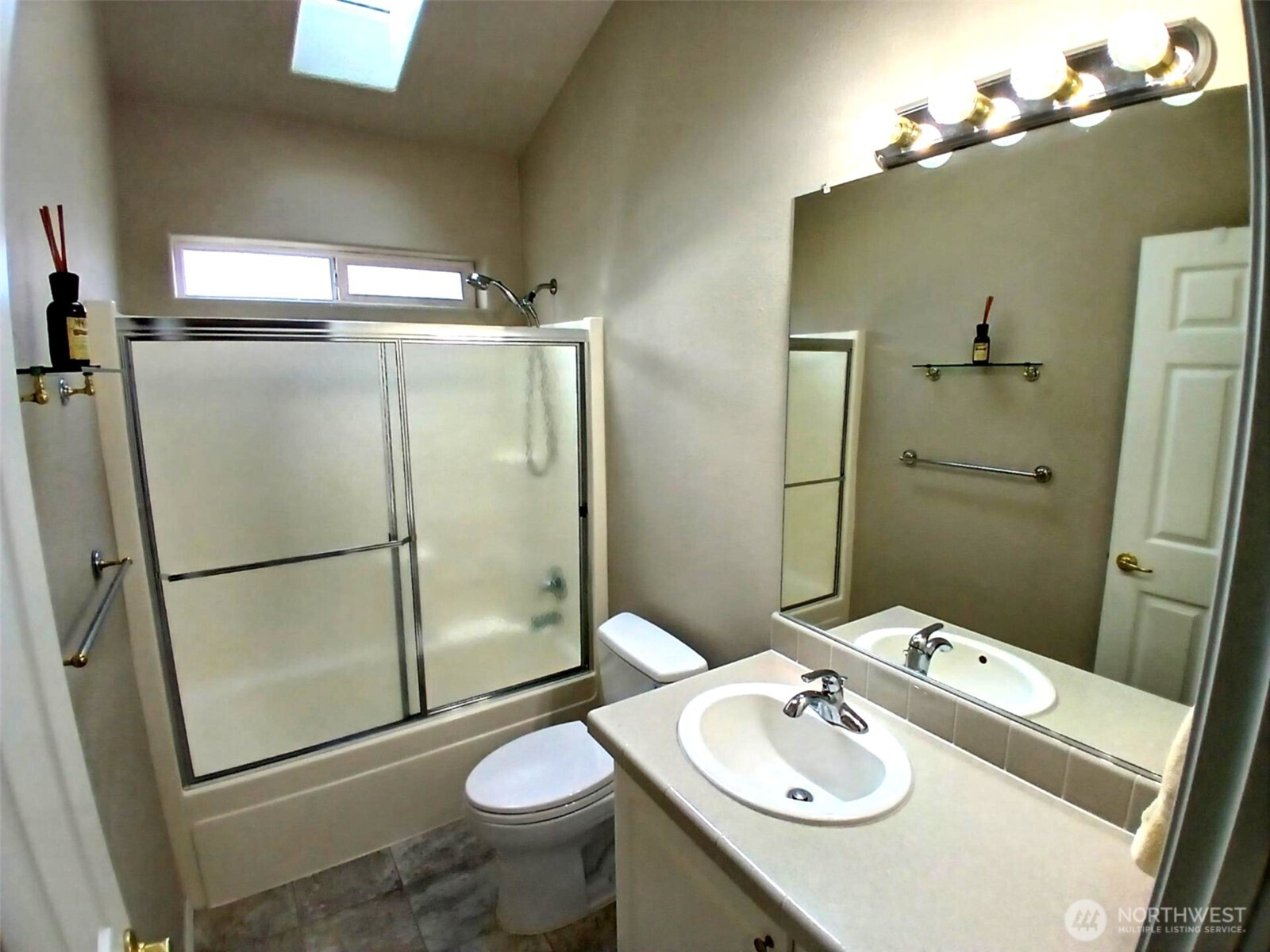 9024 60th Avenue E Unit: 104