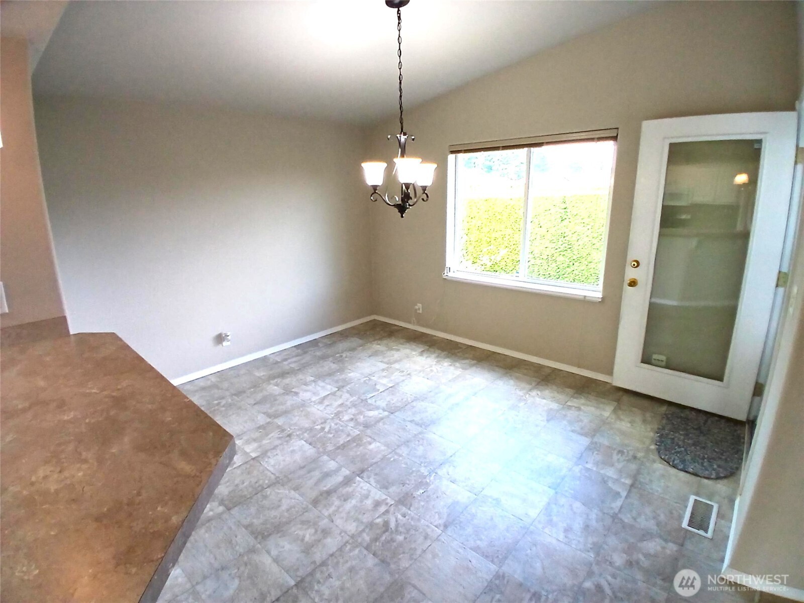 9024 60th Avenue E Unit: 104