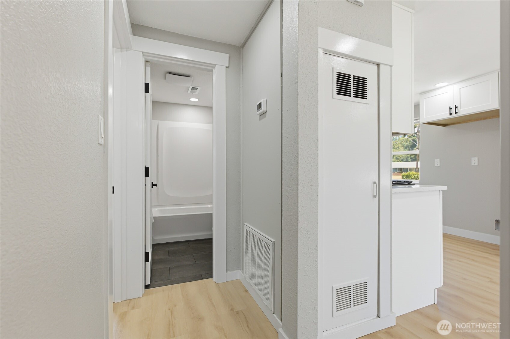 14402 Washington Avenue SW Unit: 3