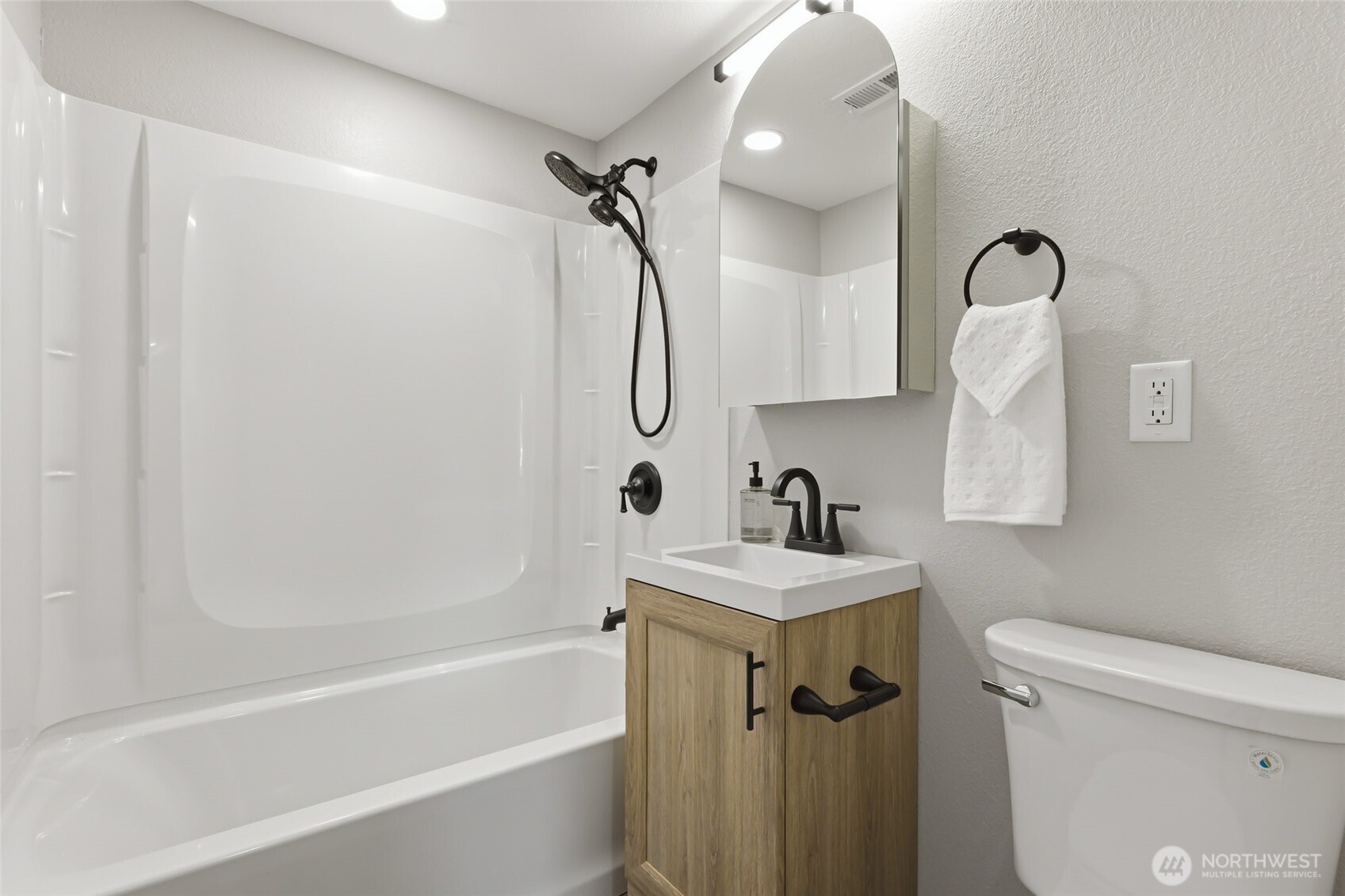 14402 Washington Avenue SW Unit: 3