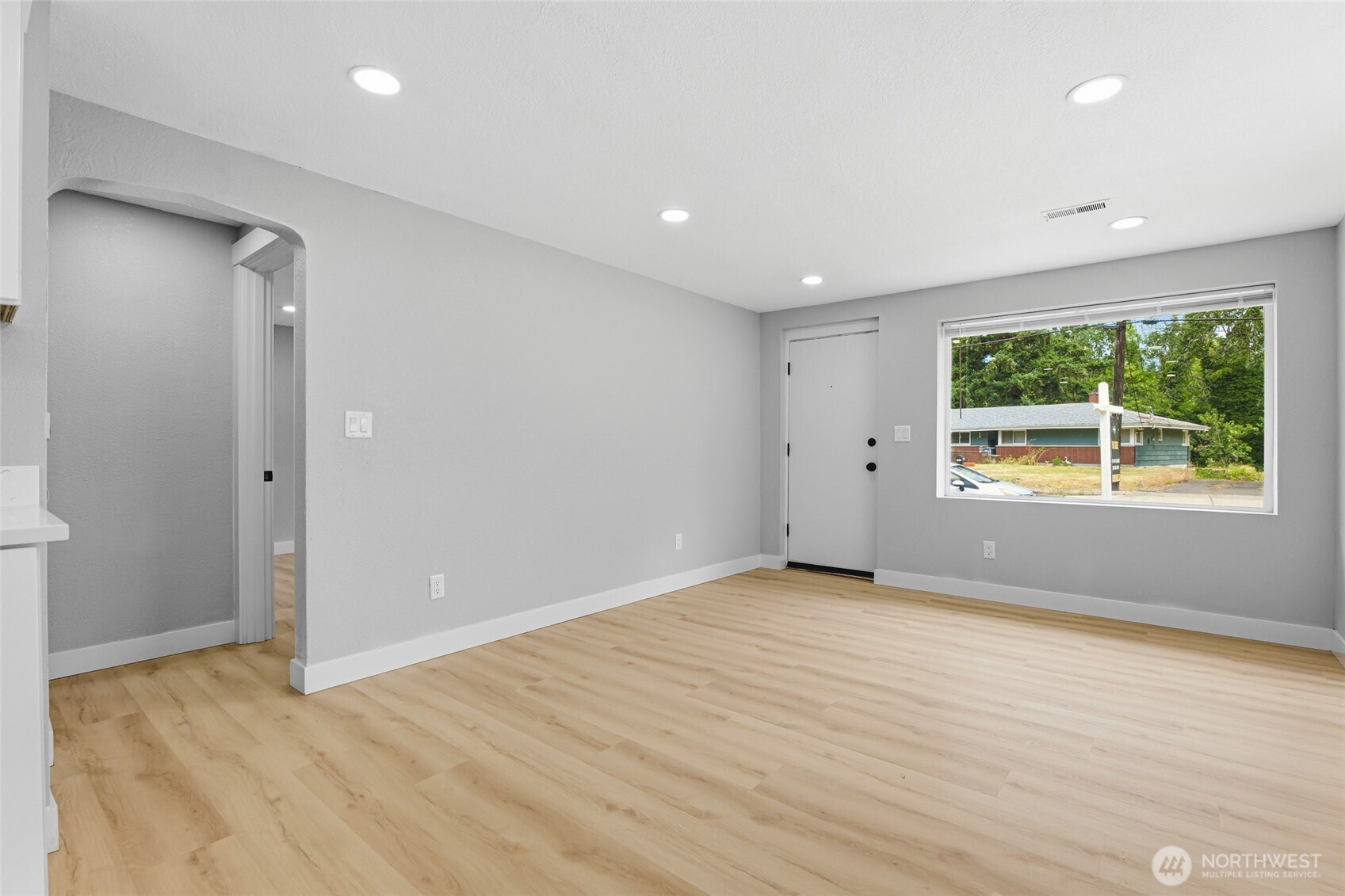 14402 Washington Avenue SW Unit: 4