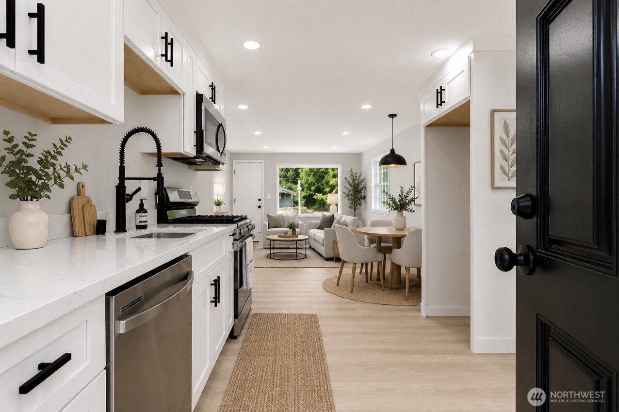 14402 Washington Avenue SW Unit: 4