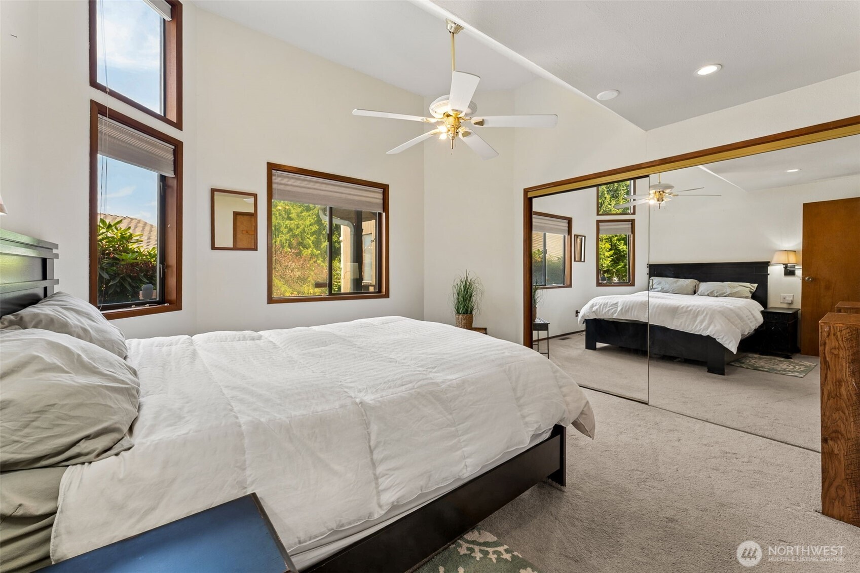 2407 SE 8th Place