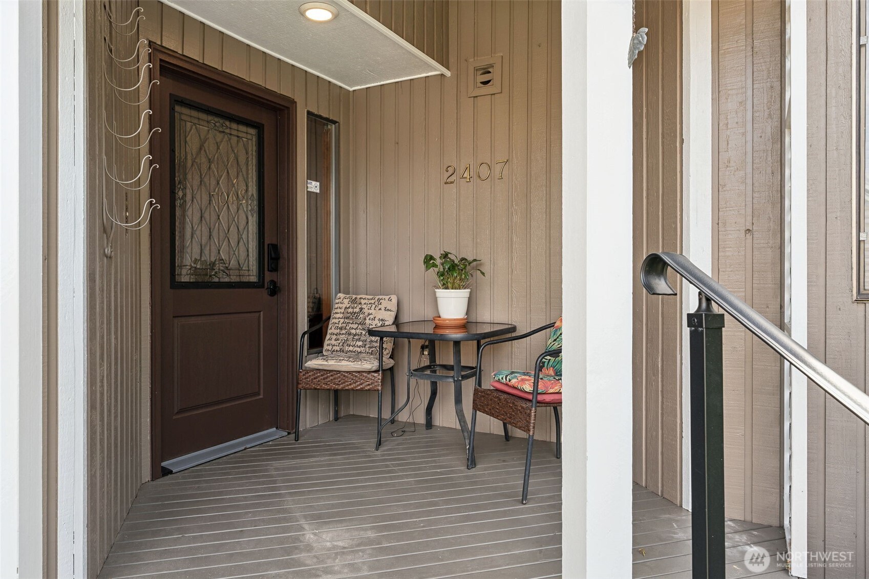 2407 SE 8th Place