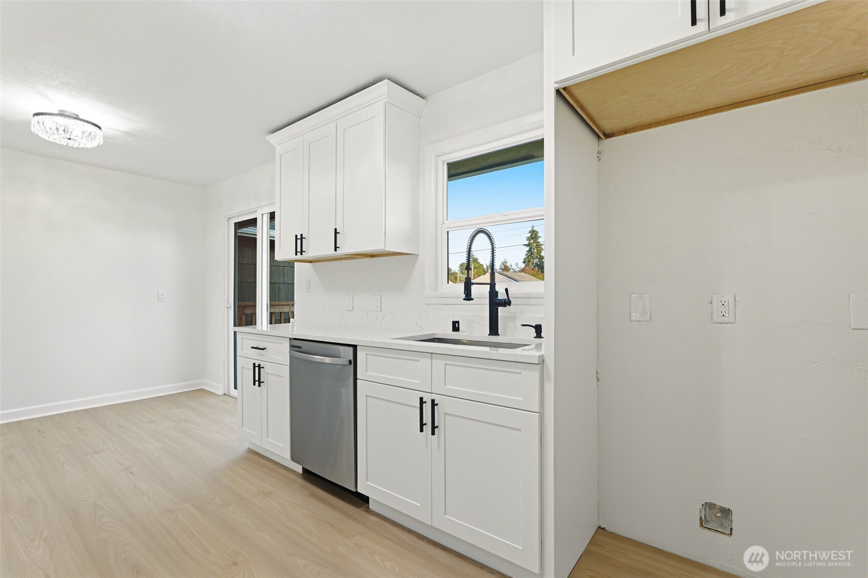 924 E 57th Street