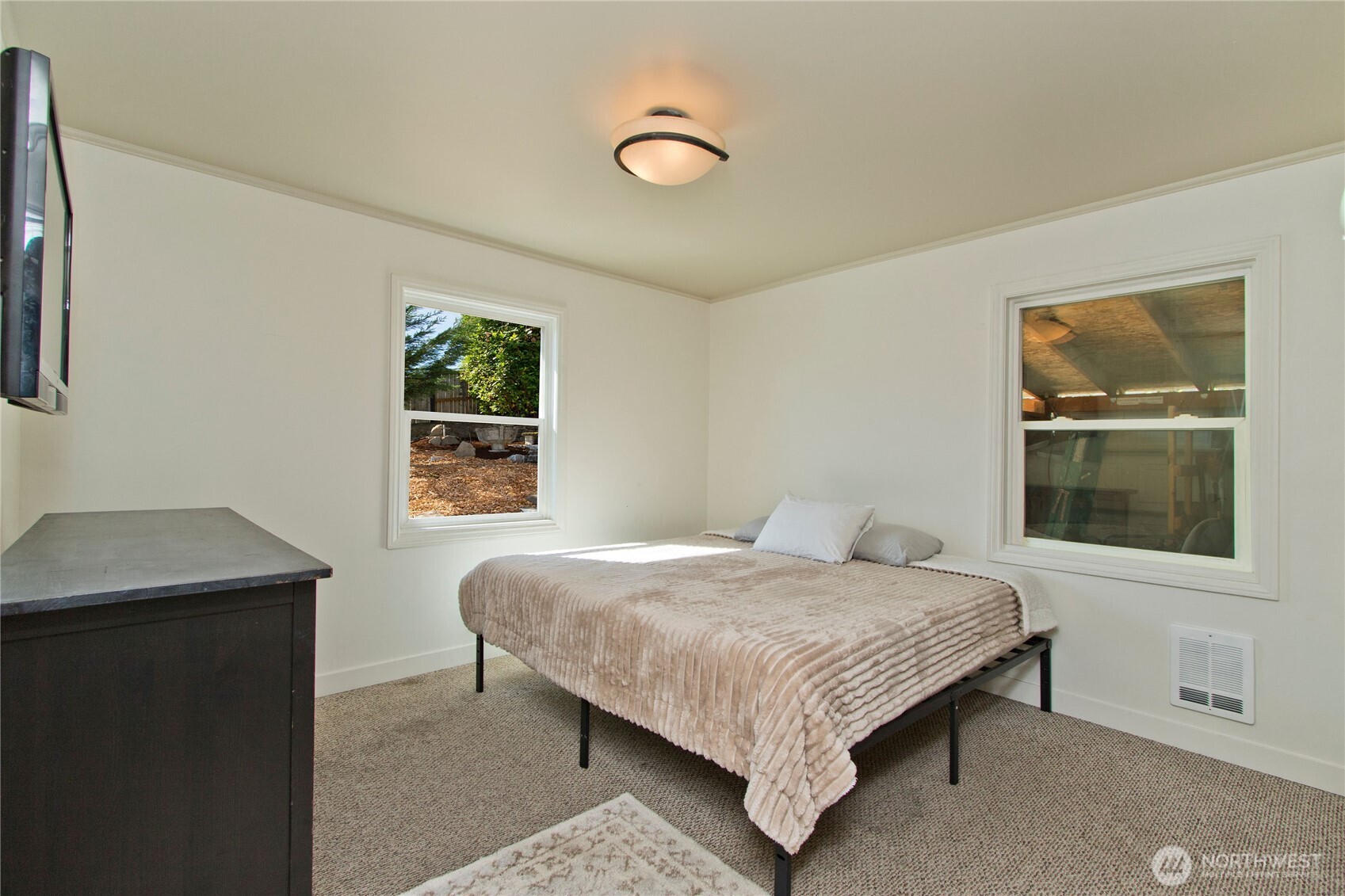 3228 SW 97th Street