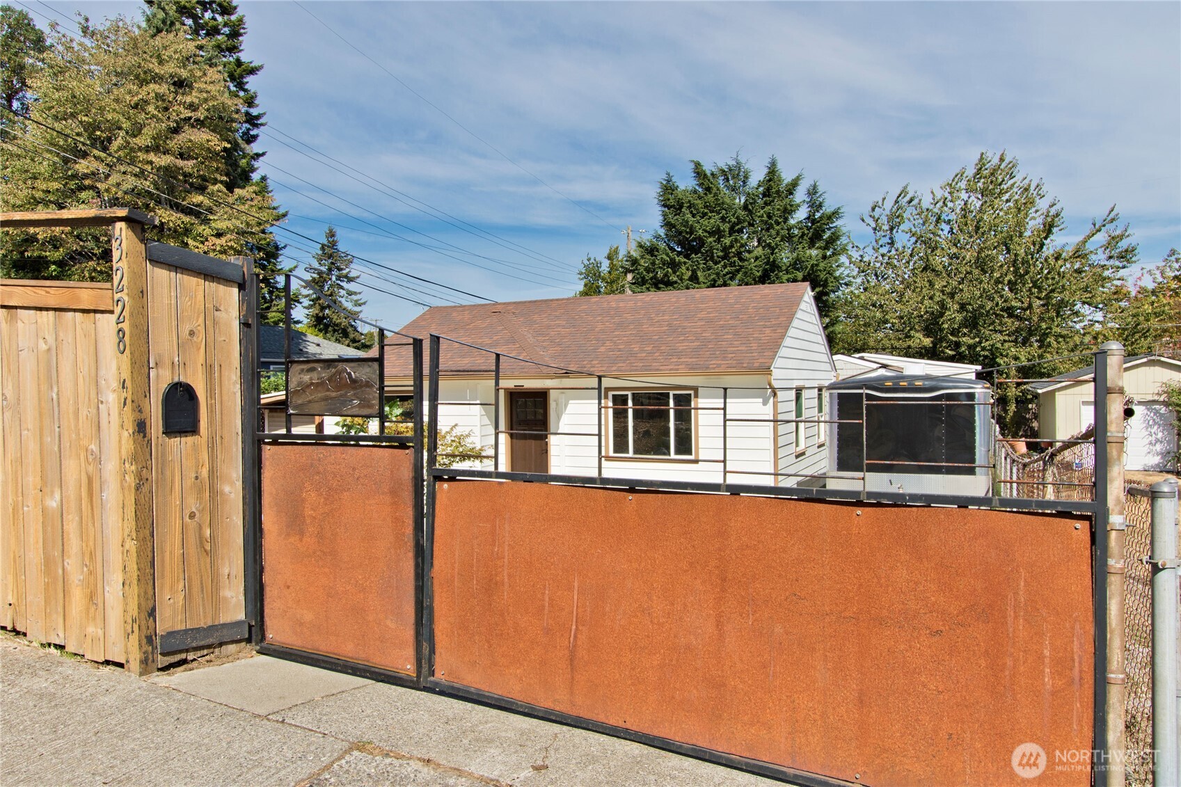 3228 SW 97th Street