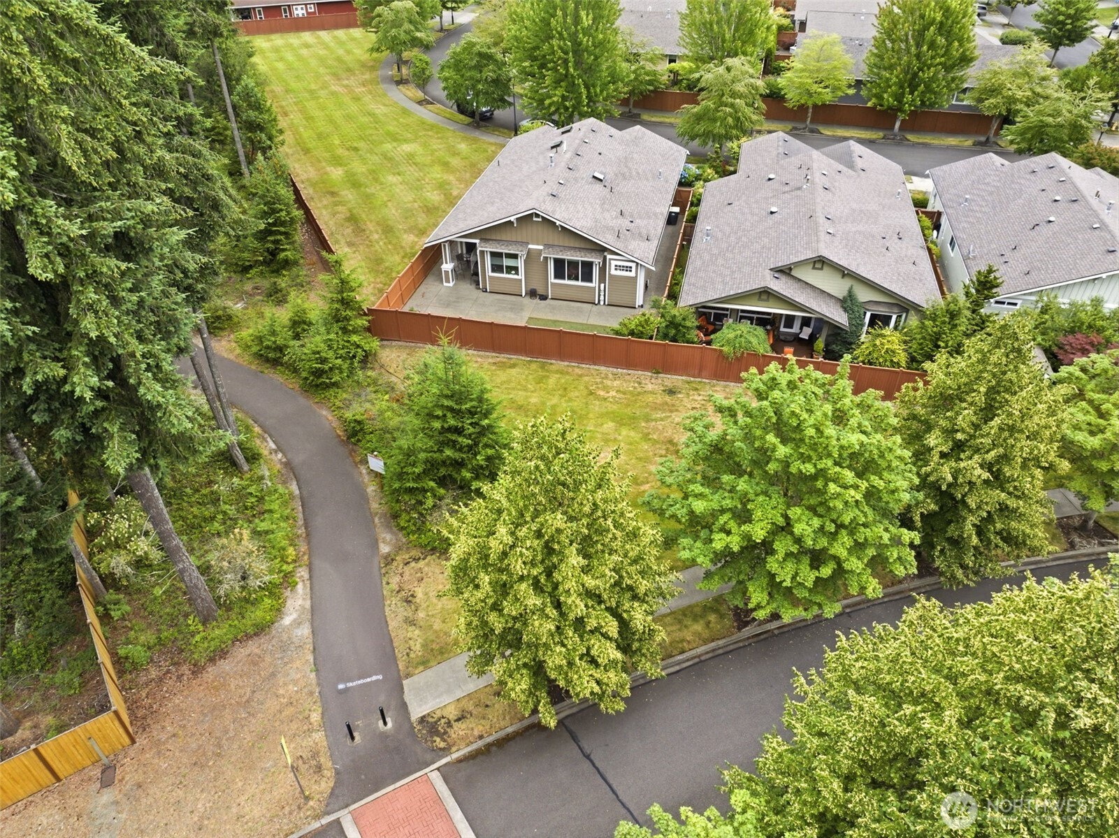 5086 Cypress Loop NE