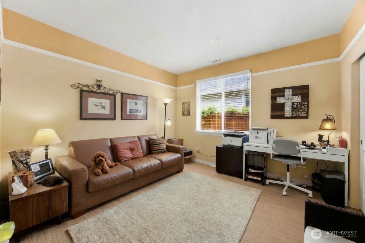 5086 Cypress Loop NE
