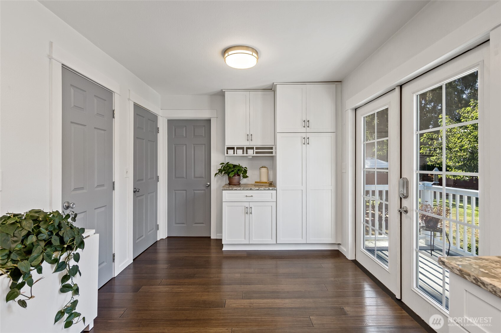 8105 44th Street W