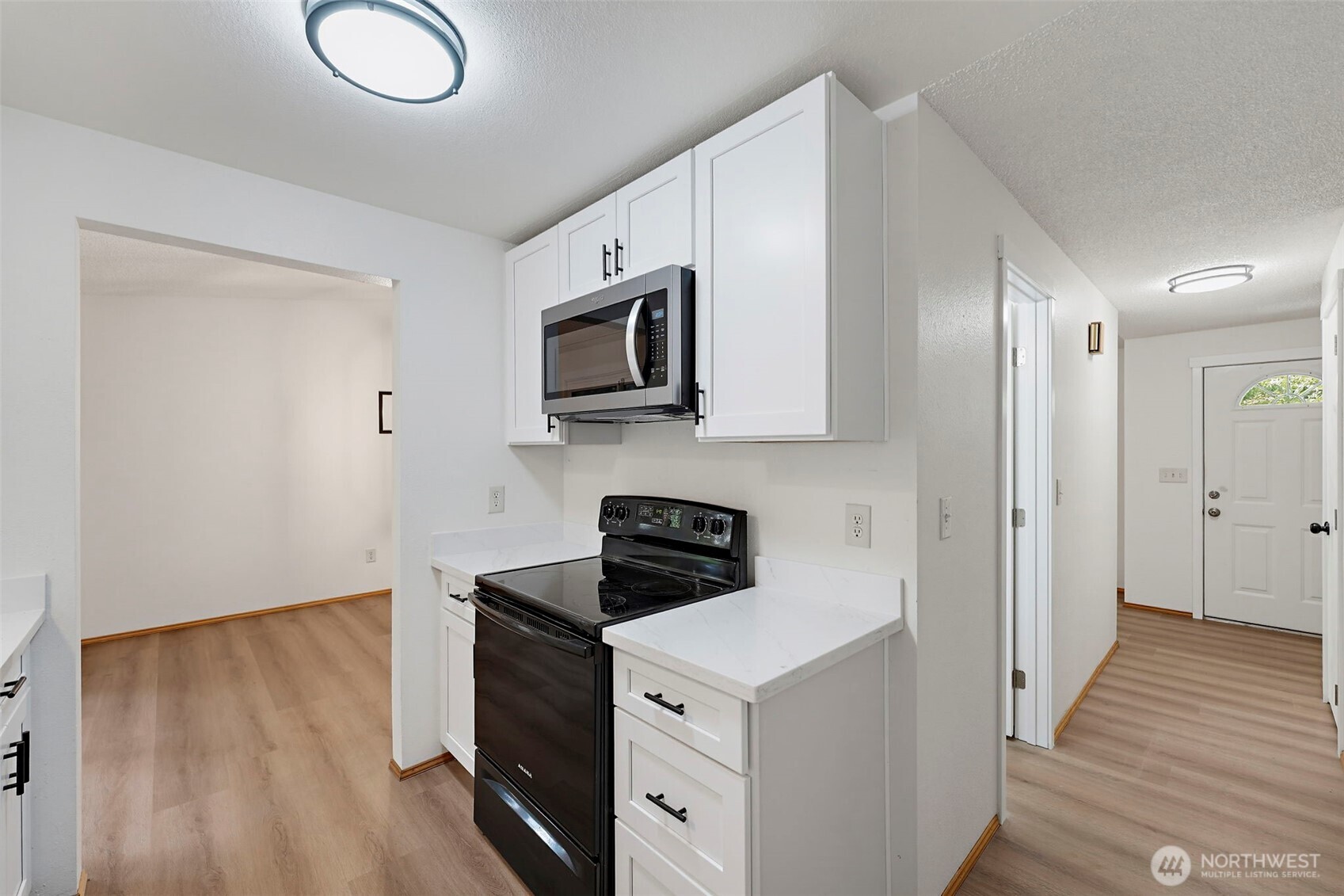 524 Choker Ct SE