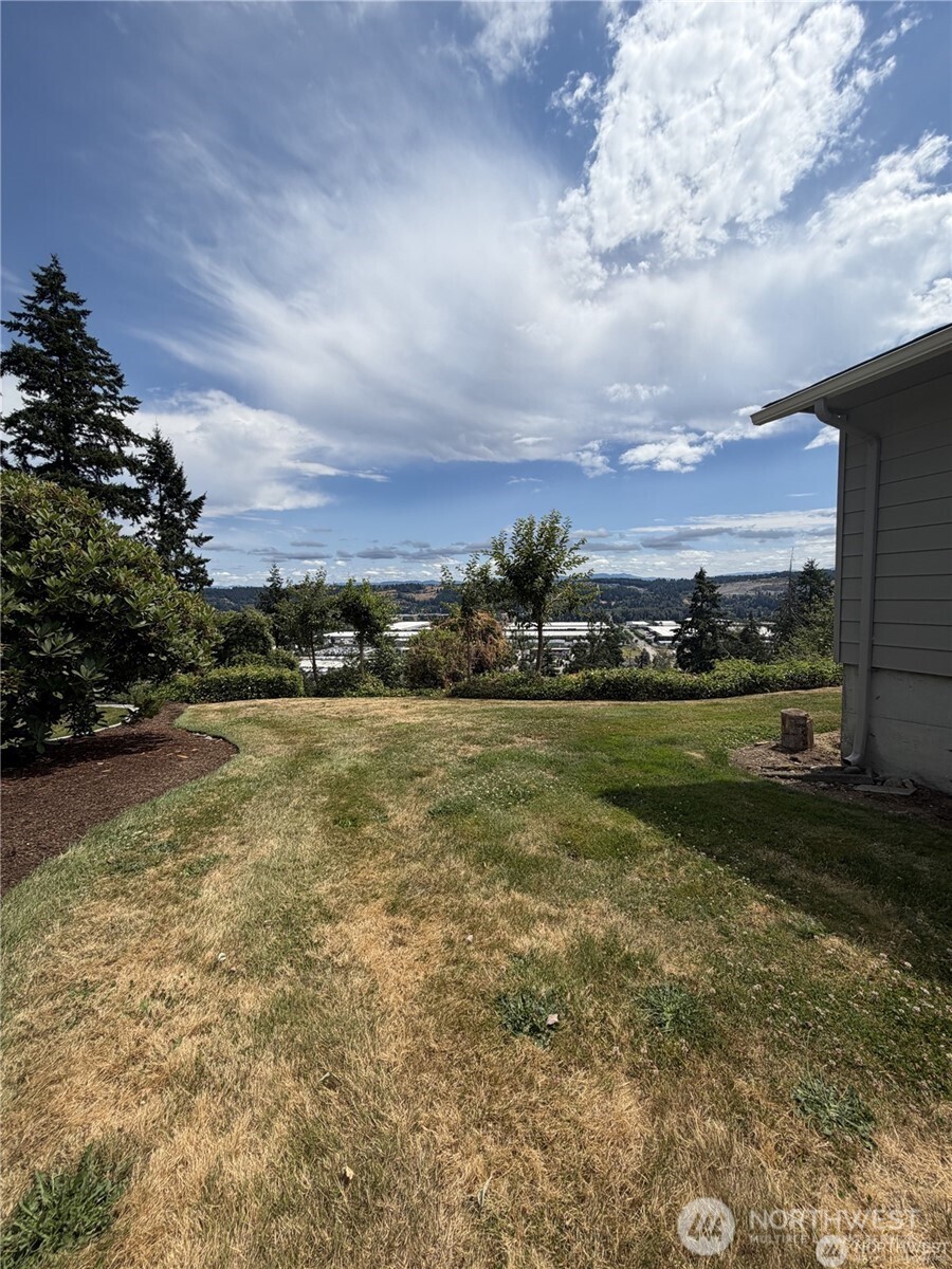 2305 126th Avenue Ct E