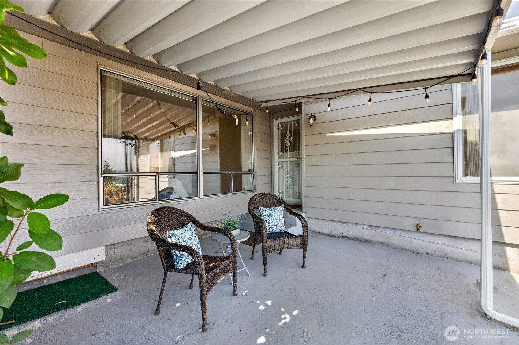 2305 126th Avenue Ct E