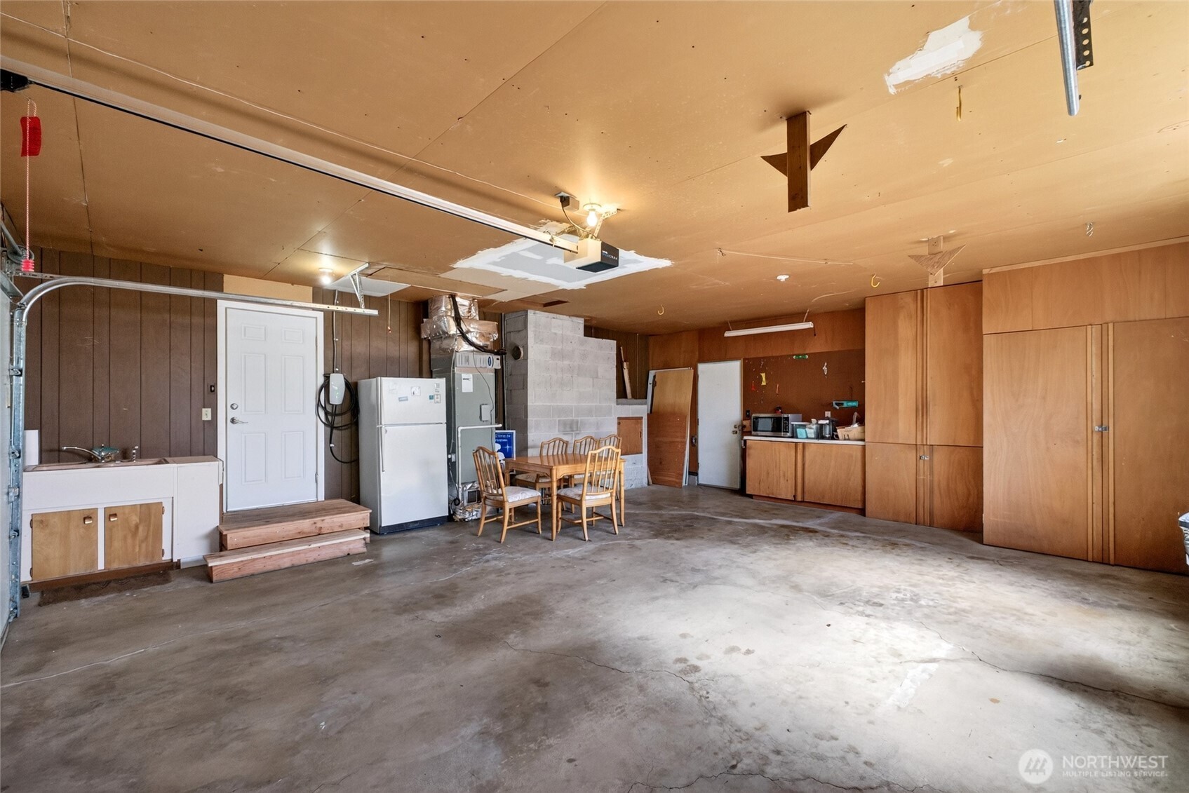 2305 126th Avenue Ct E