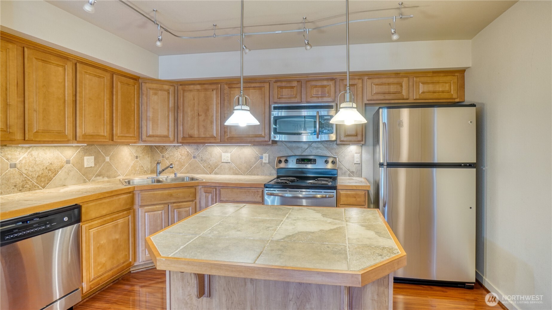 13405 97th Avenue E Unit: 207