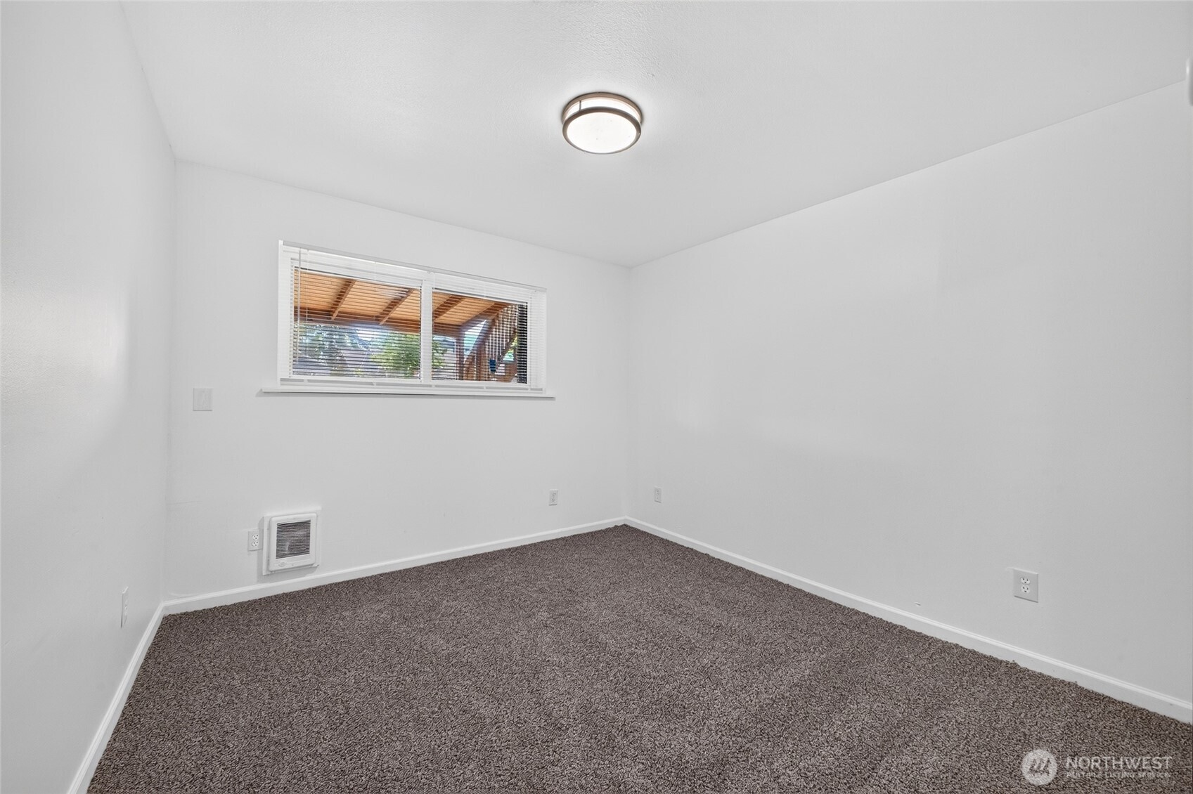 7236 S Wapato