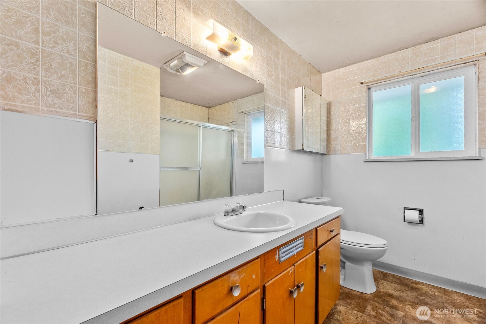 8212 South Sw