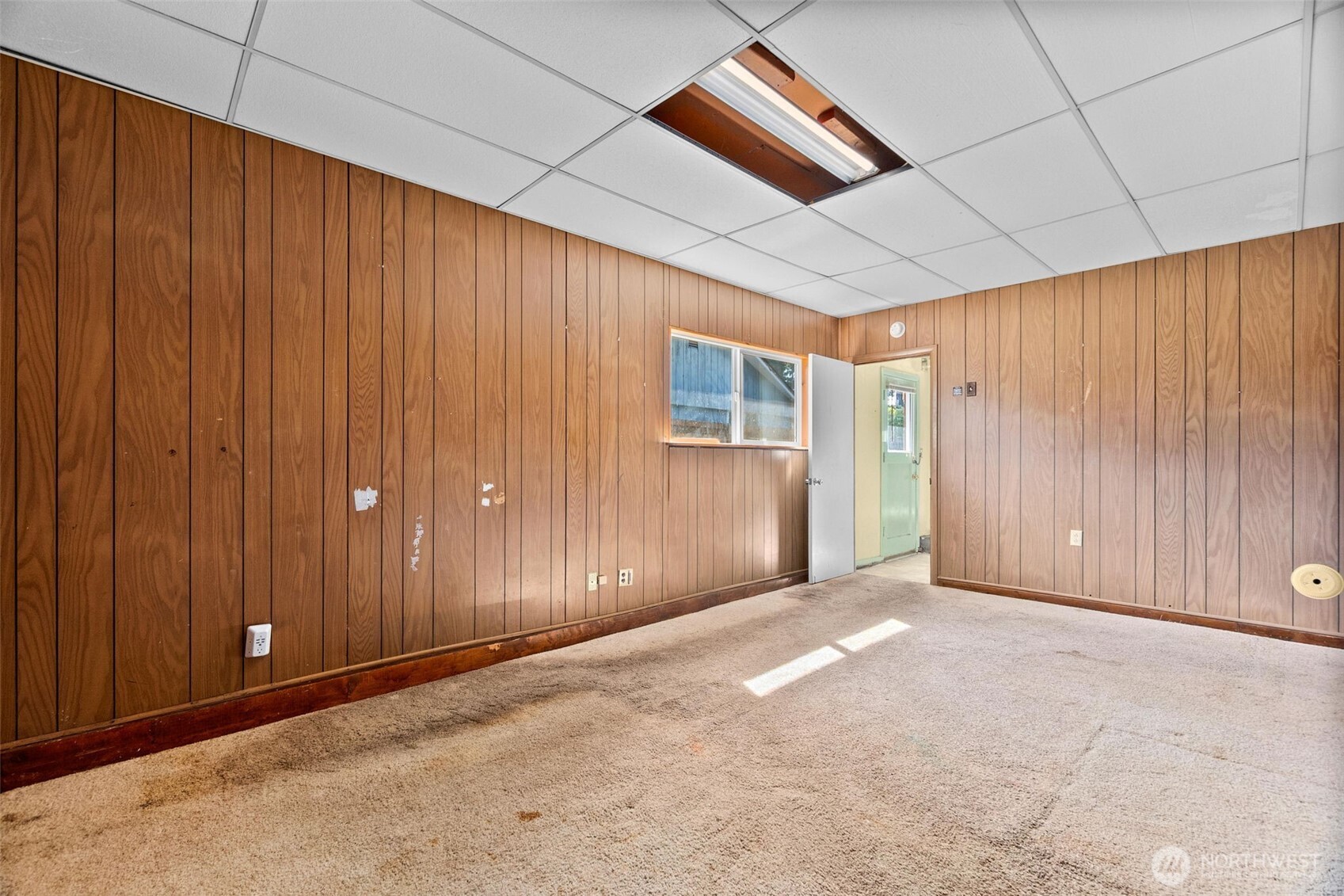 8212 South Sw