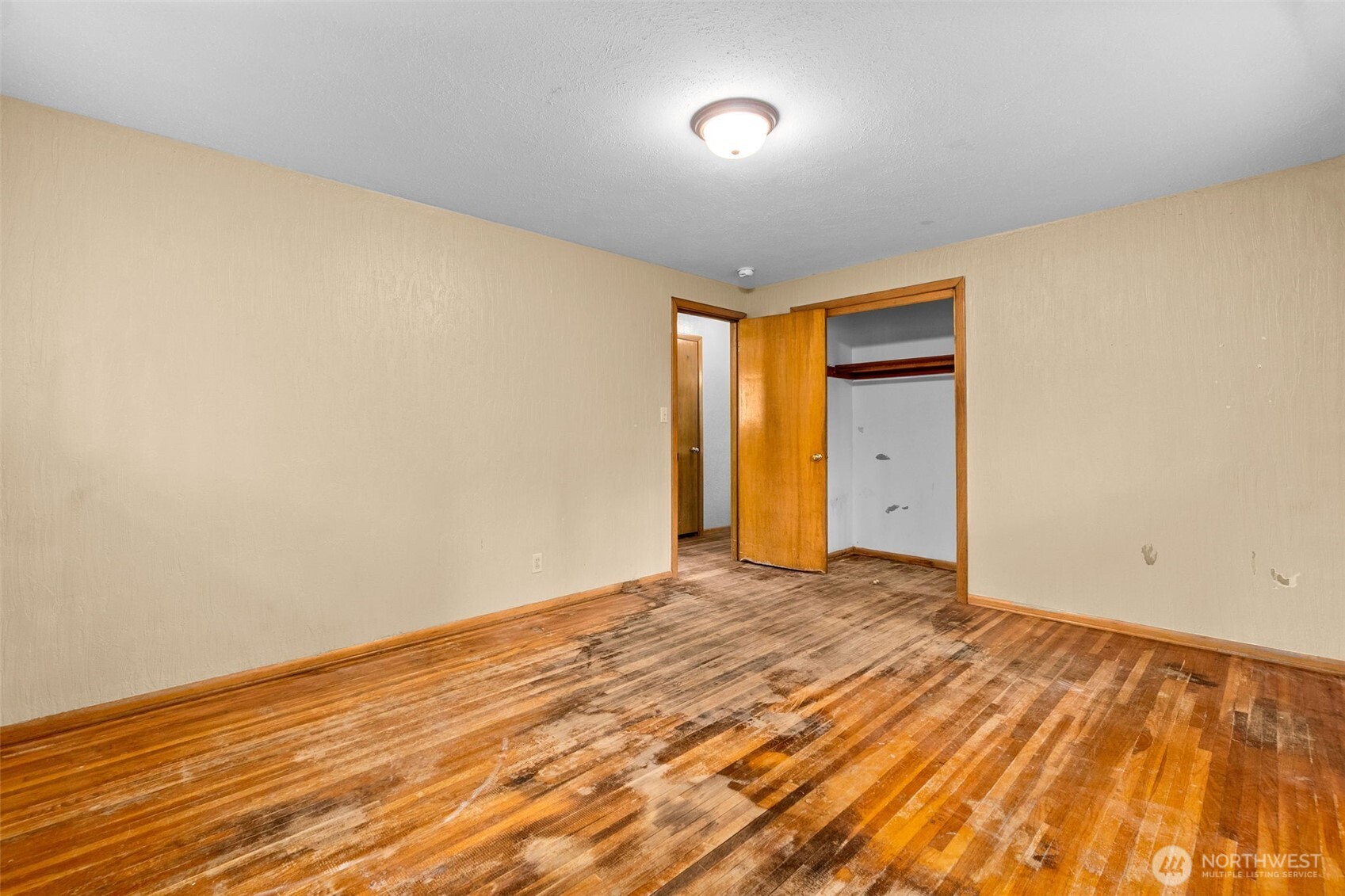 8212 South Sw