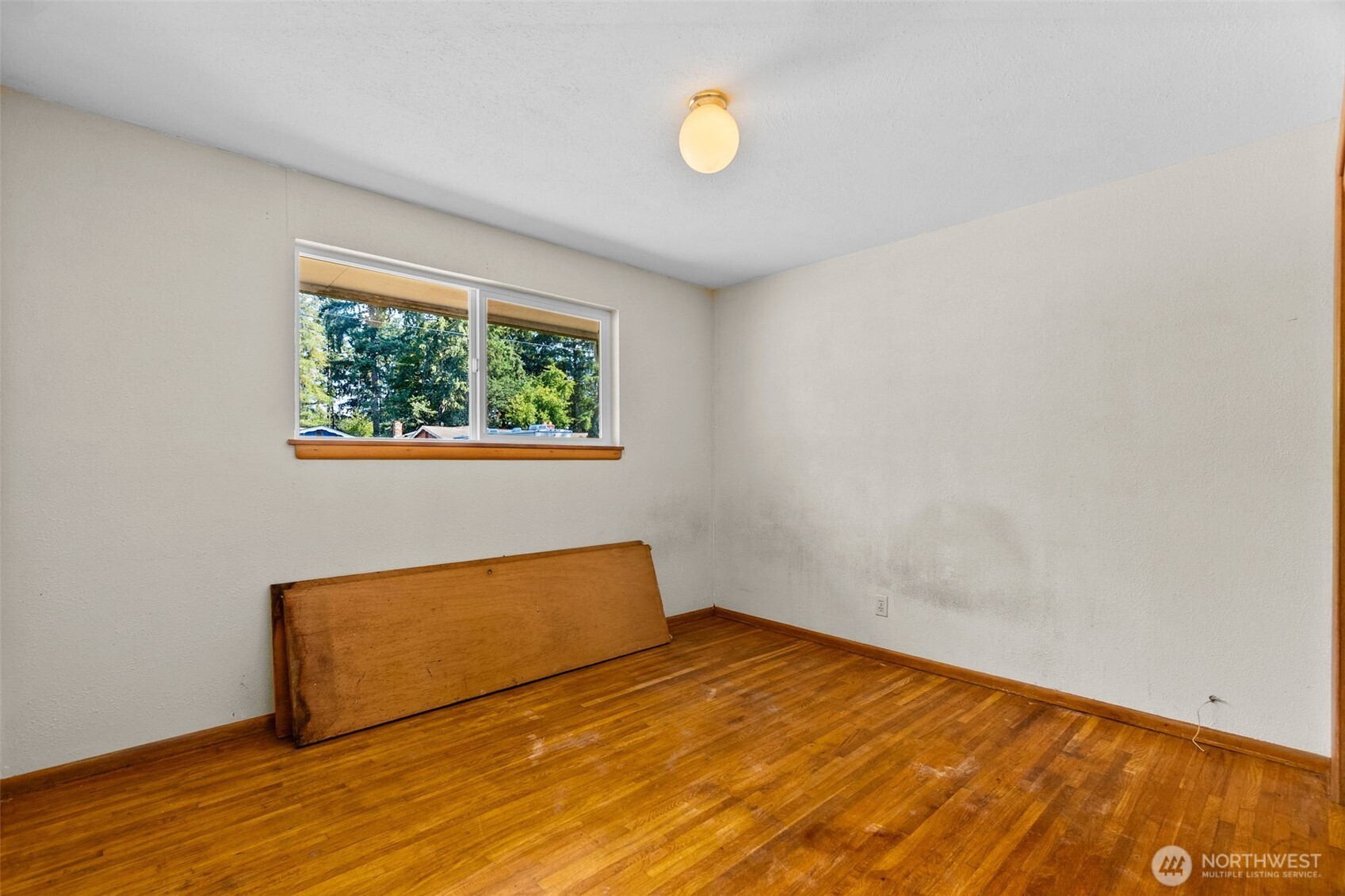 8212 South Sw