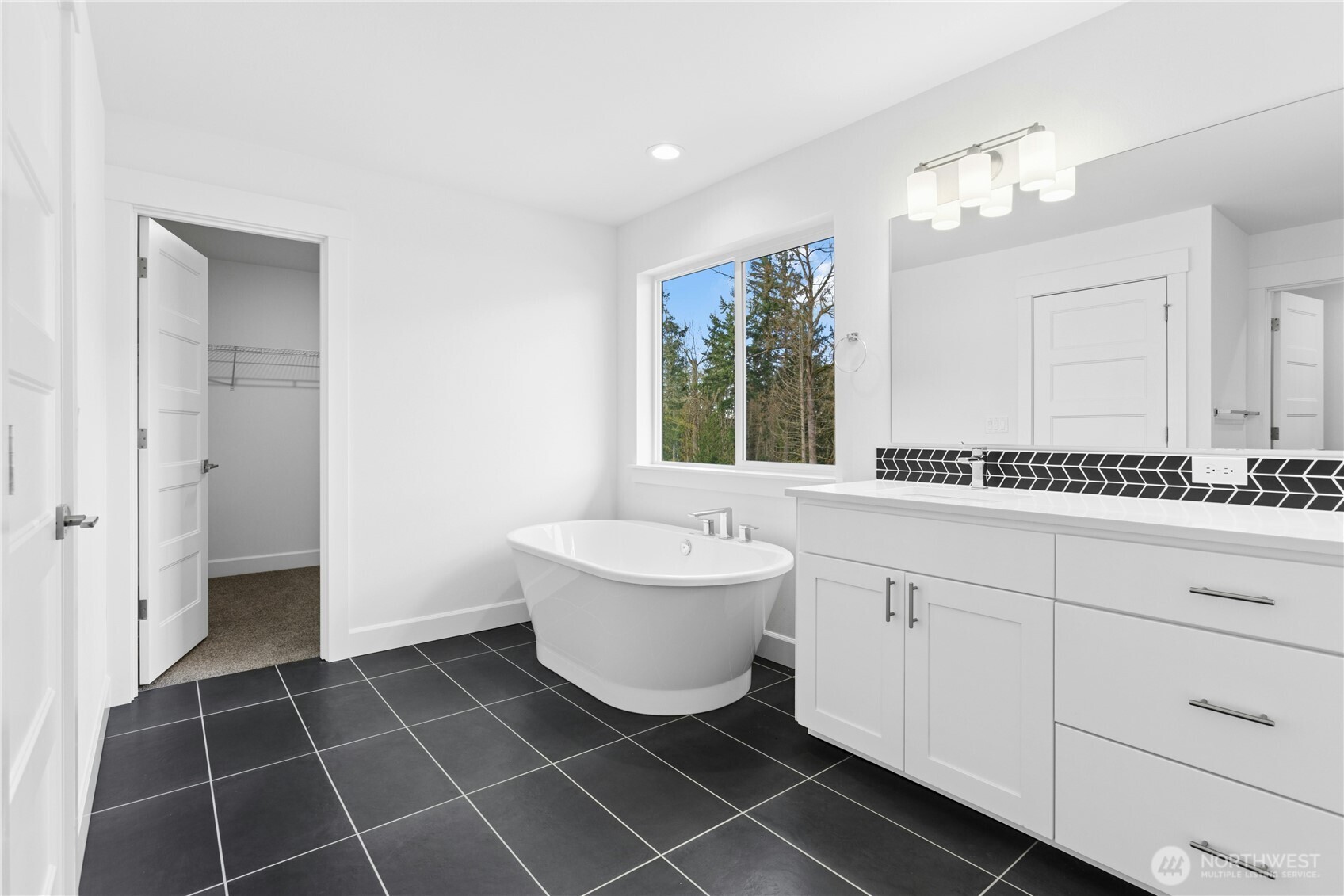 6110 229th Avenue E Unit: 304