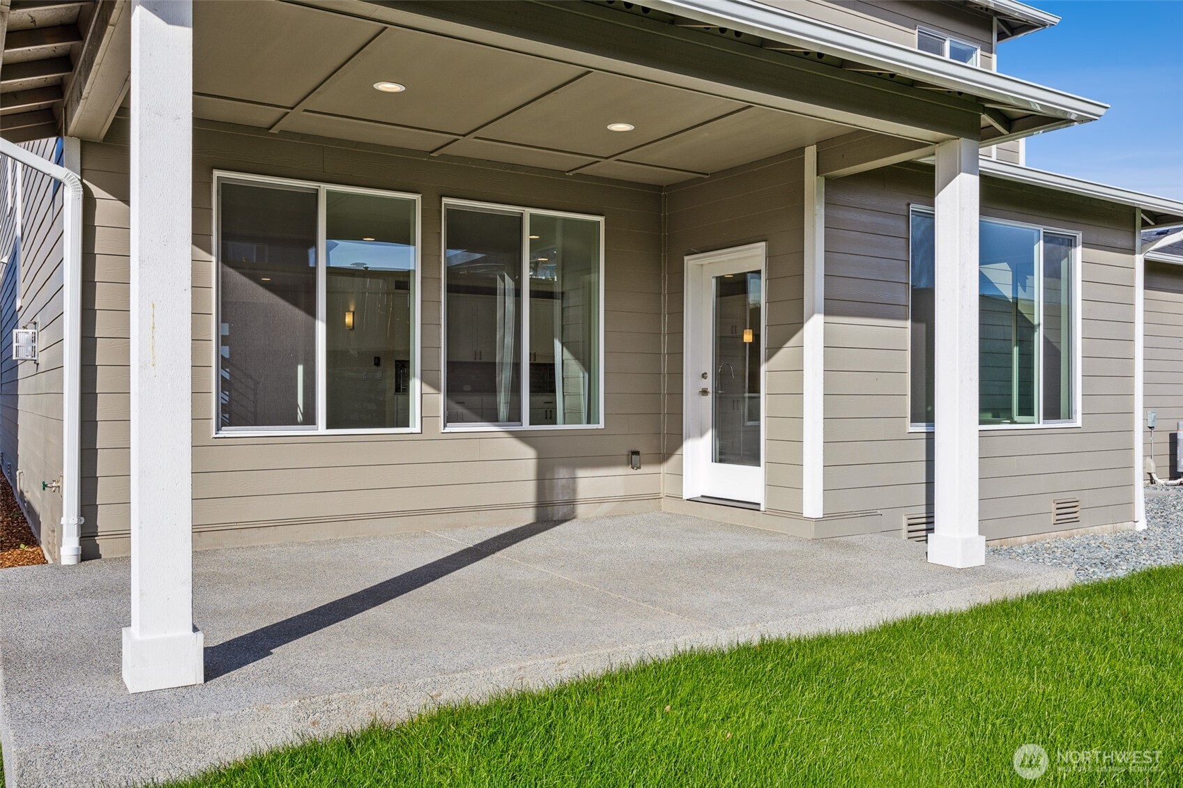 5834 229th Avenue E Unit: 272